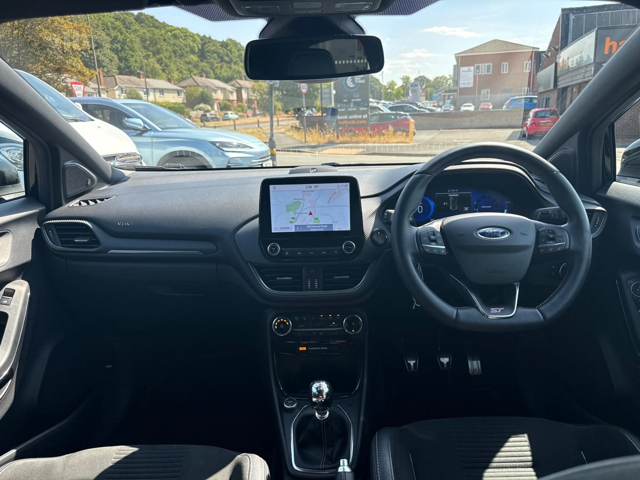 Vehicle image 17
