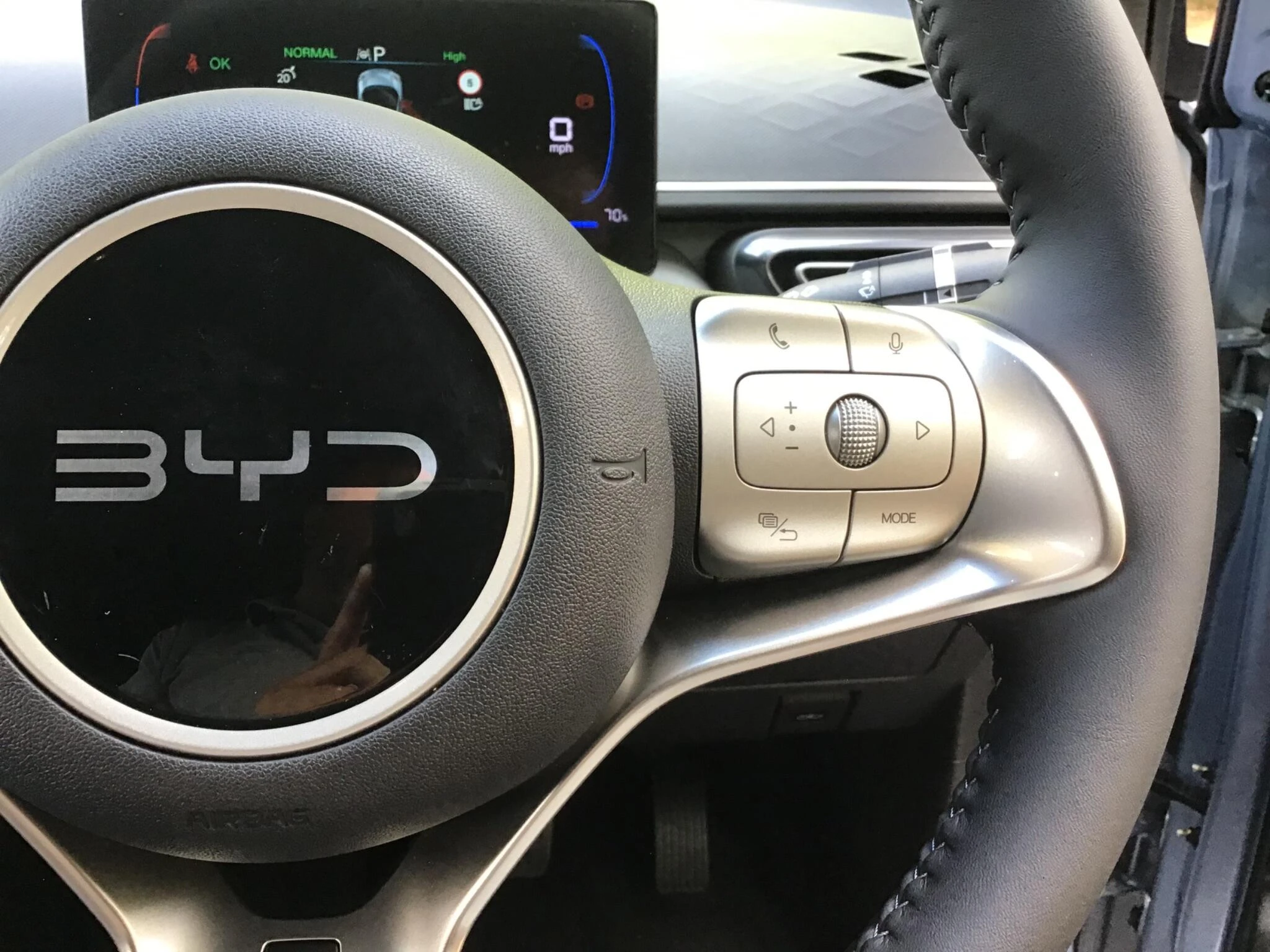 Vehicle image 33