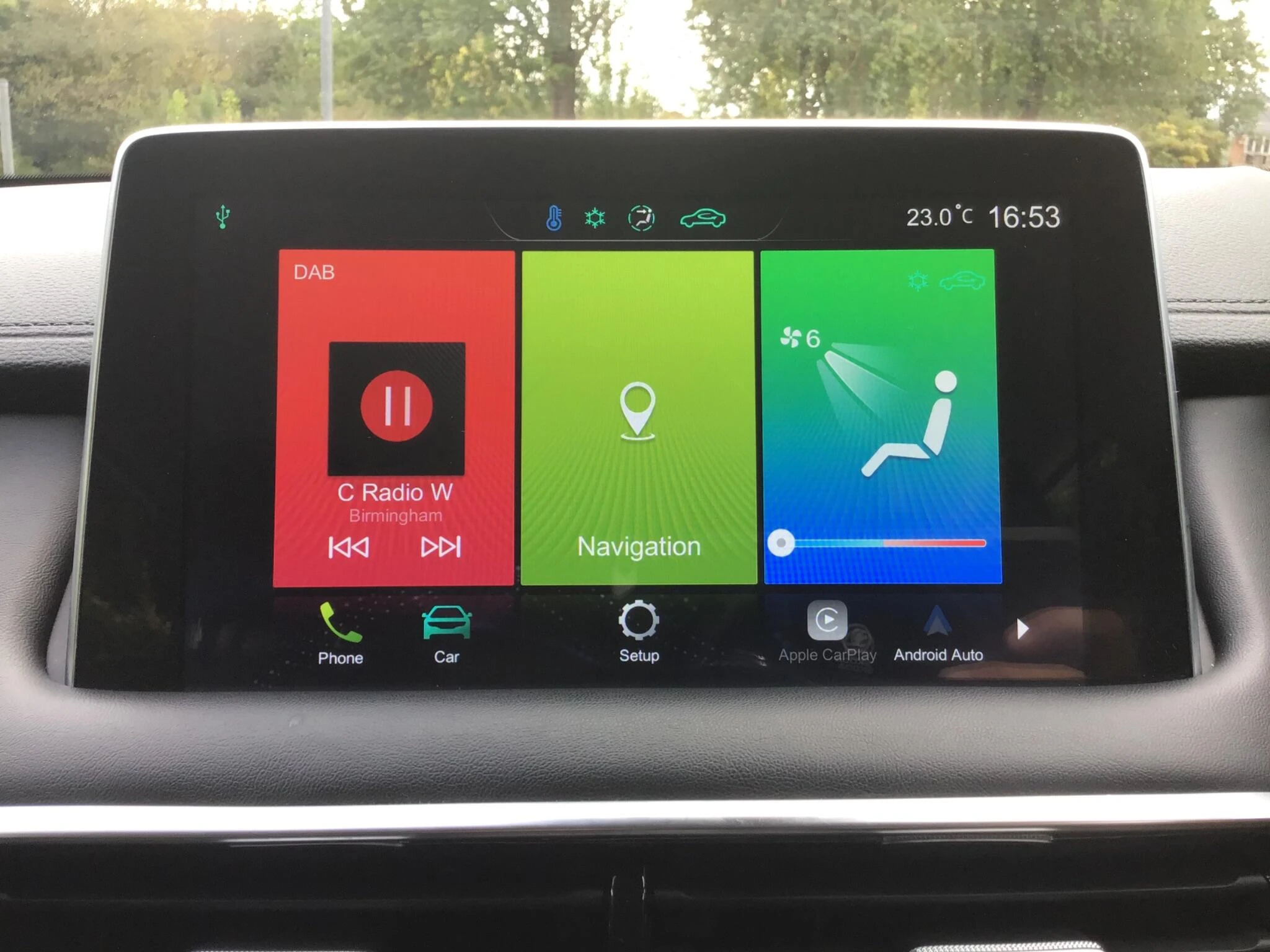 Vehicle image 18