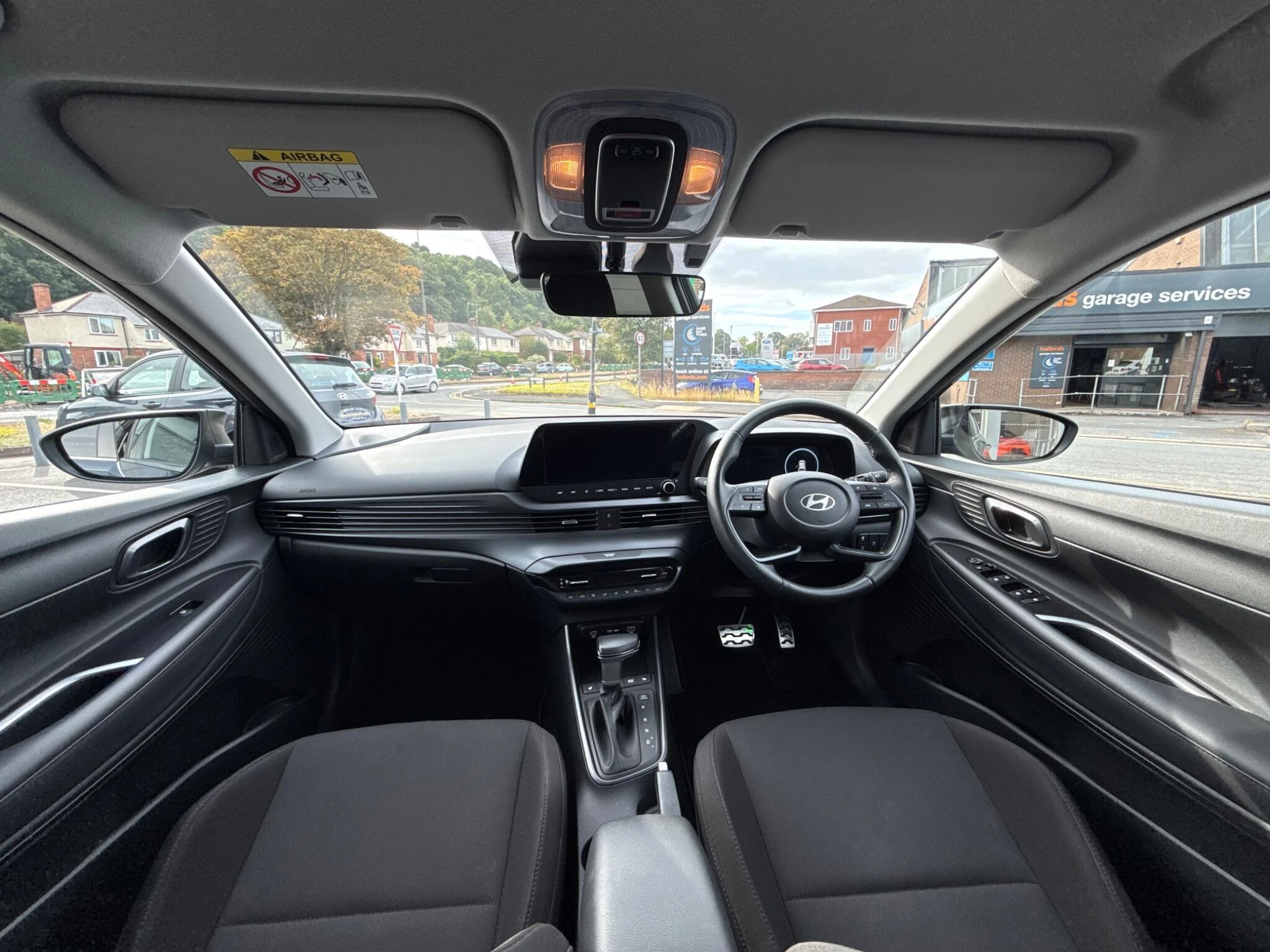 Vehicle image 12