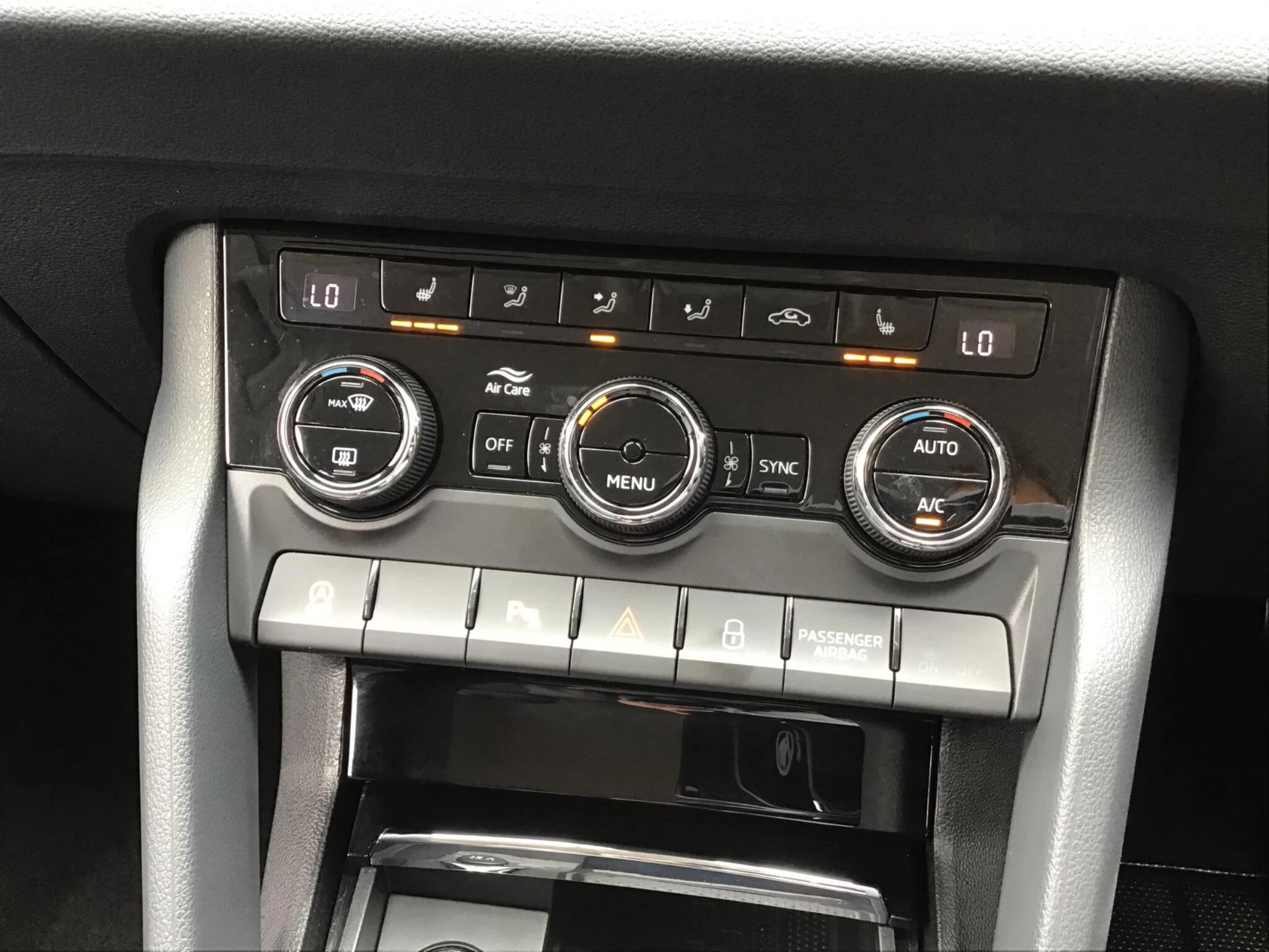 Vehicle image 42