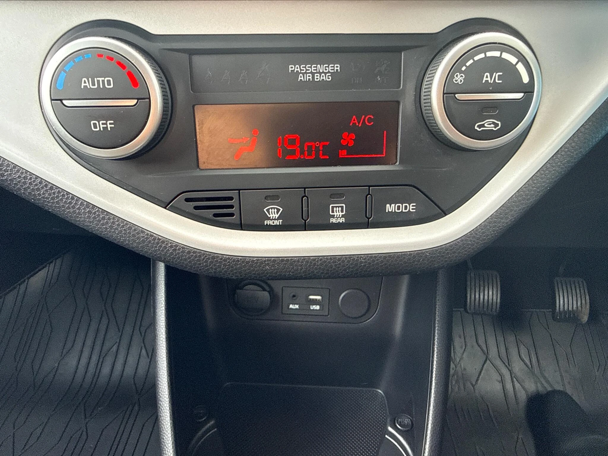 Vehicle image 36