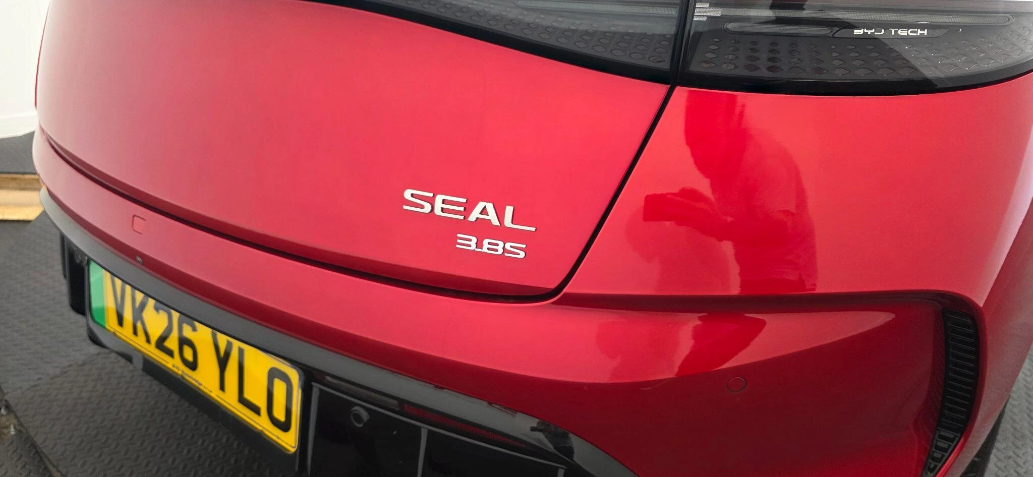 Vehicle image 30