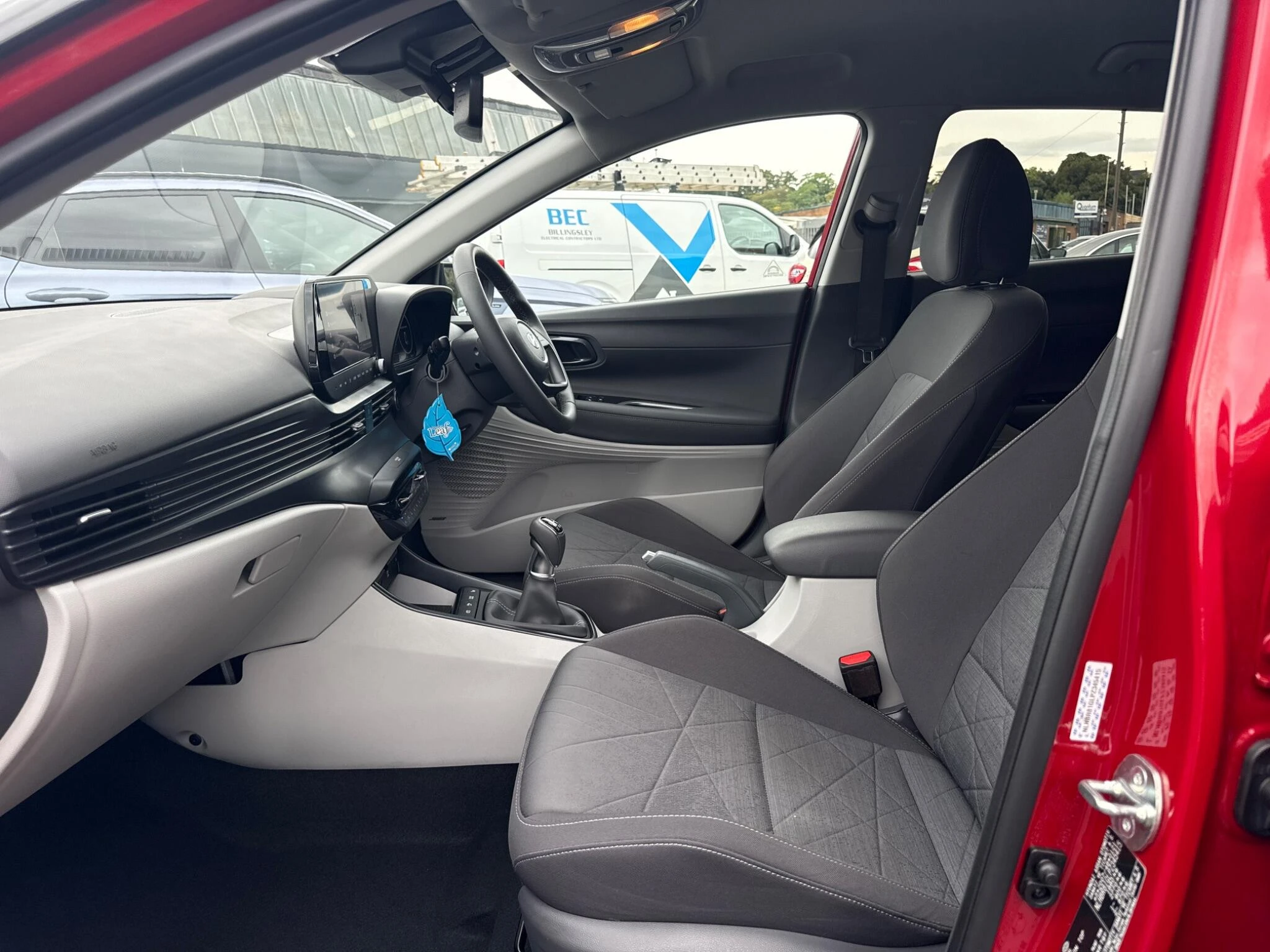 Vehicle image 47