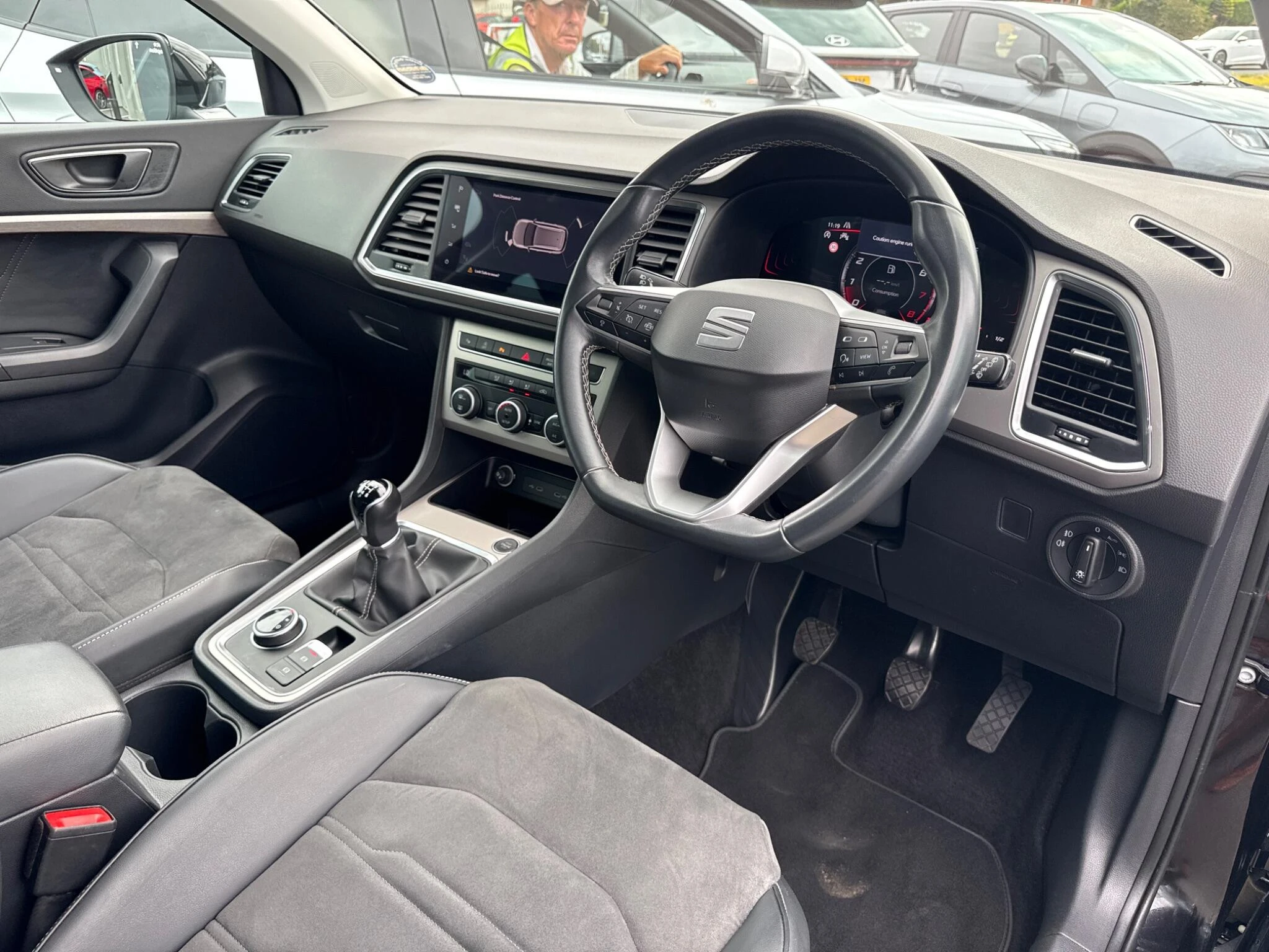 Vehicle image 18