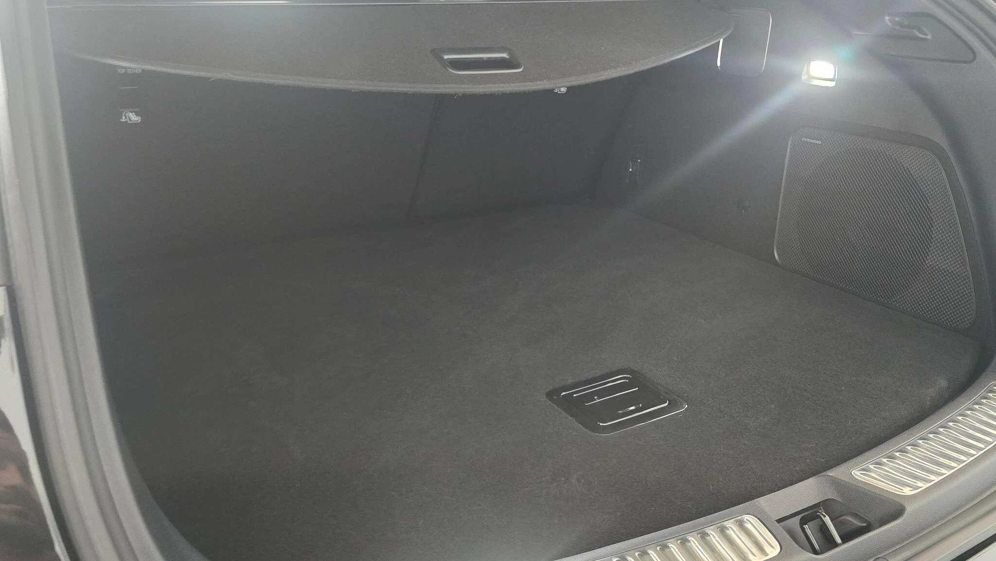 Vehicle image 37