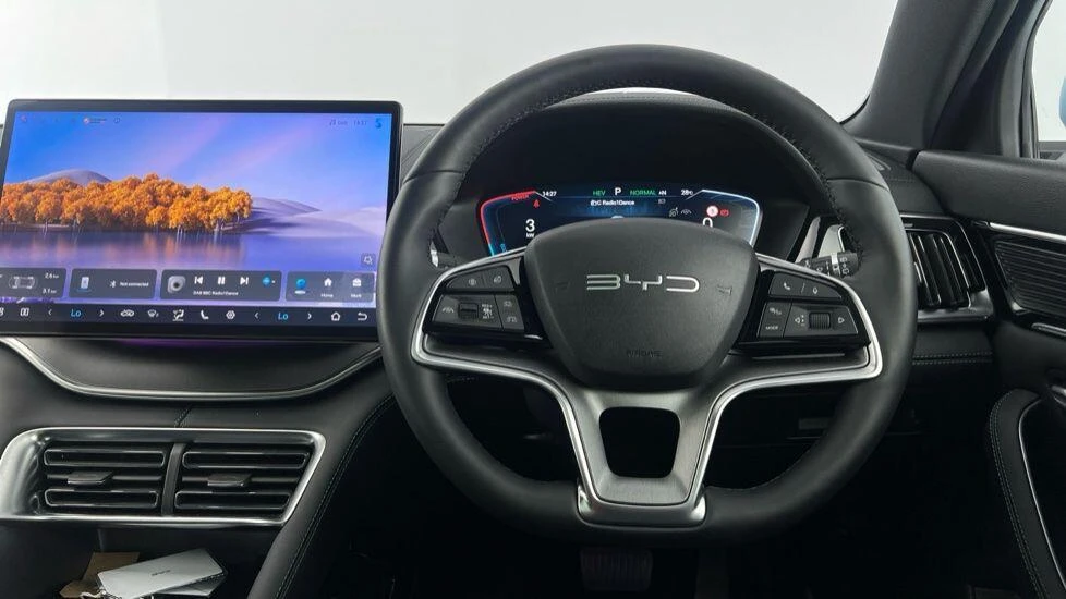 Vehicle thumbnail 6