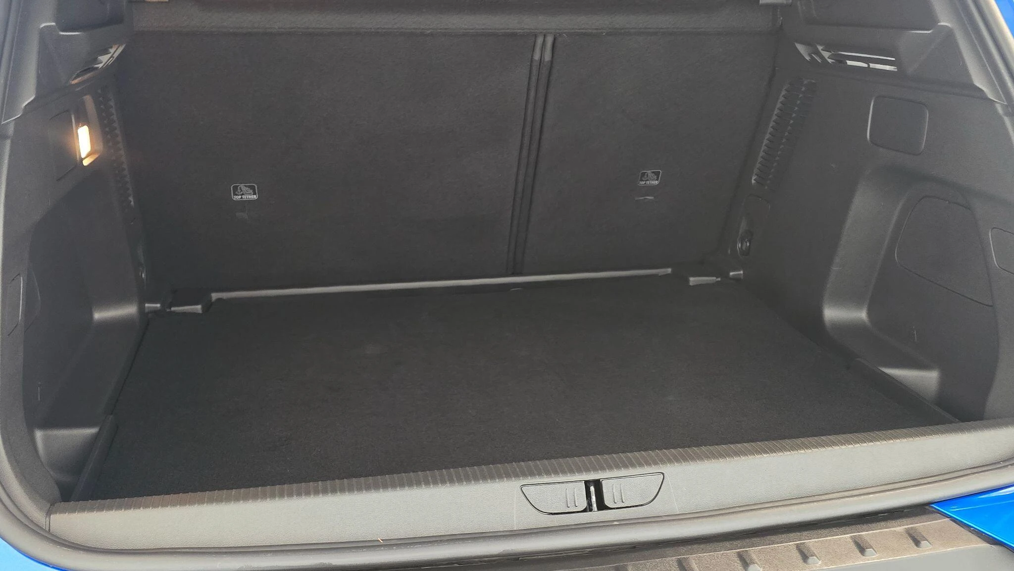 Vehicle image 40