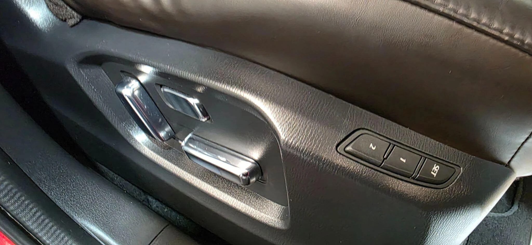 Vehicle image 38