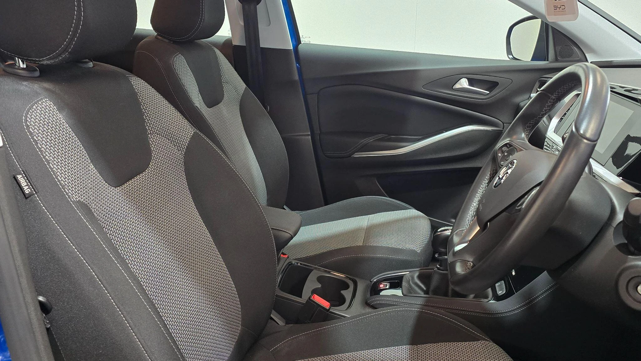 Vehicle image 22
