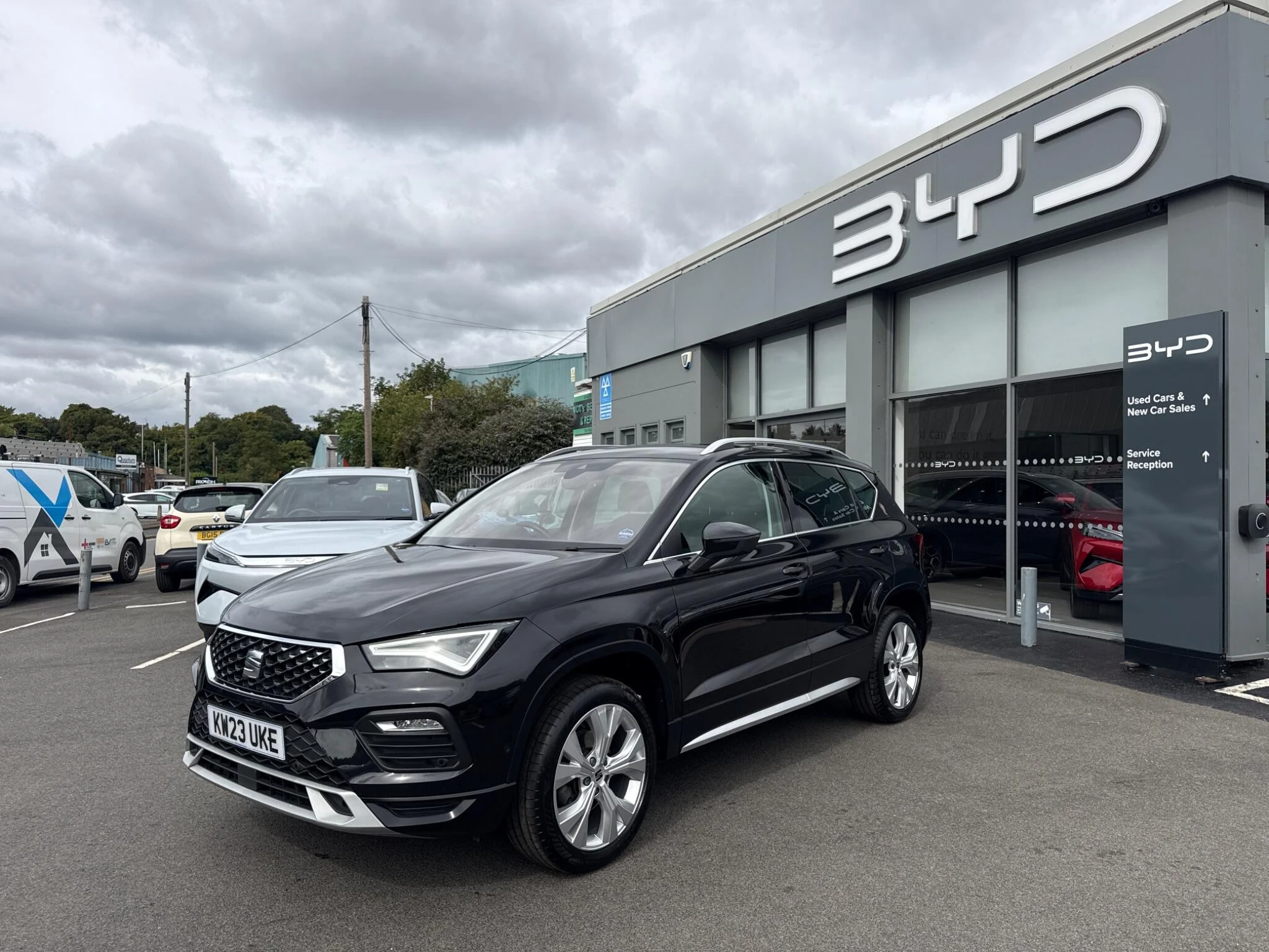 Vehicle image 3