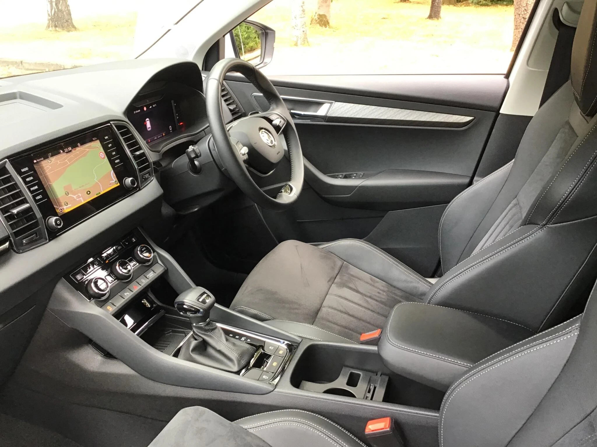 Vehicle image 18
