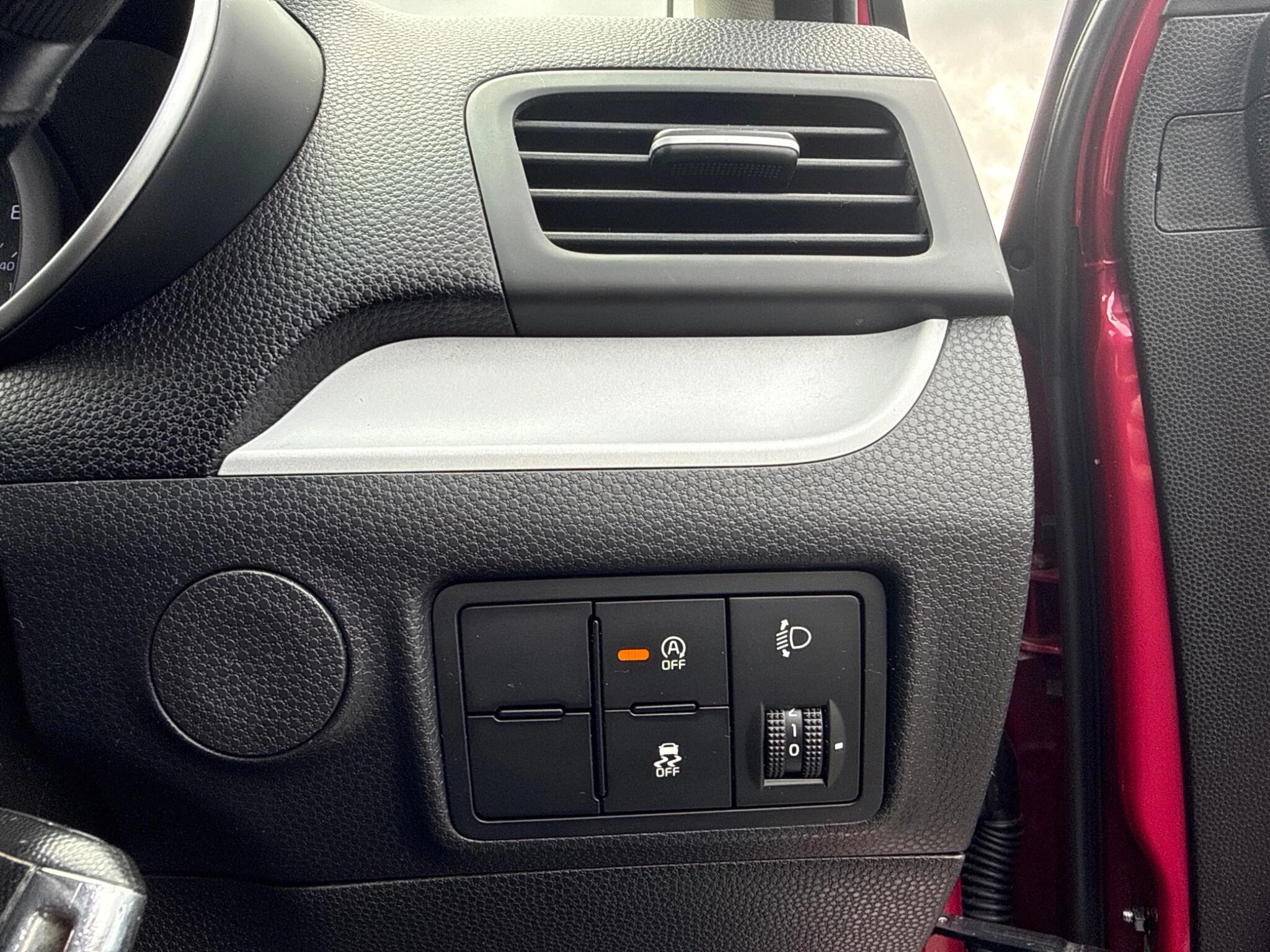 Vehicle image 29