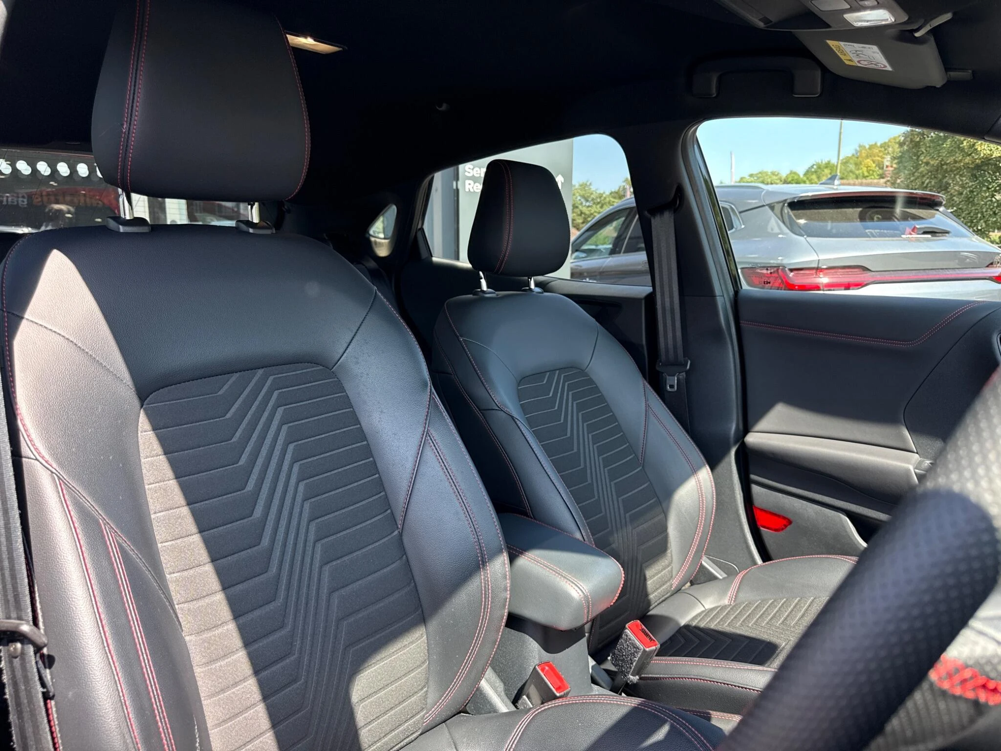 Vehicle image 22