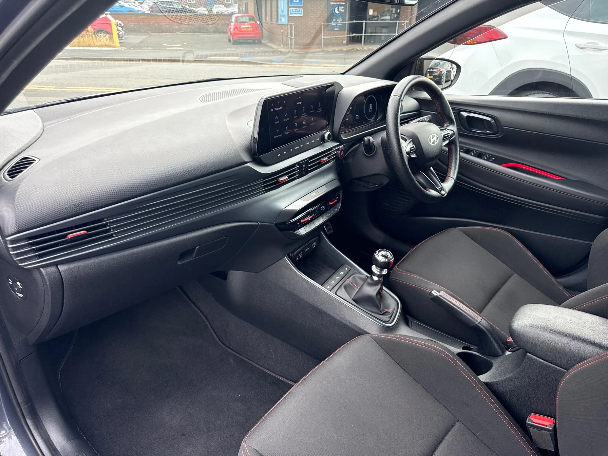 Vehicle image 22