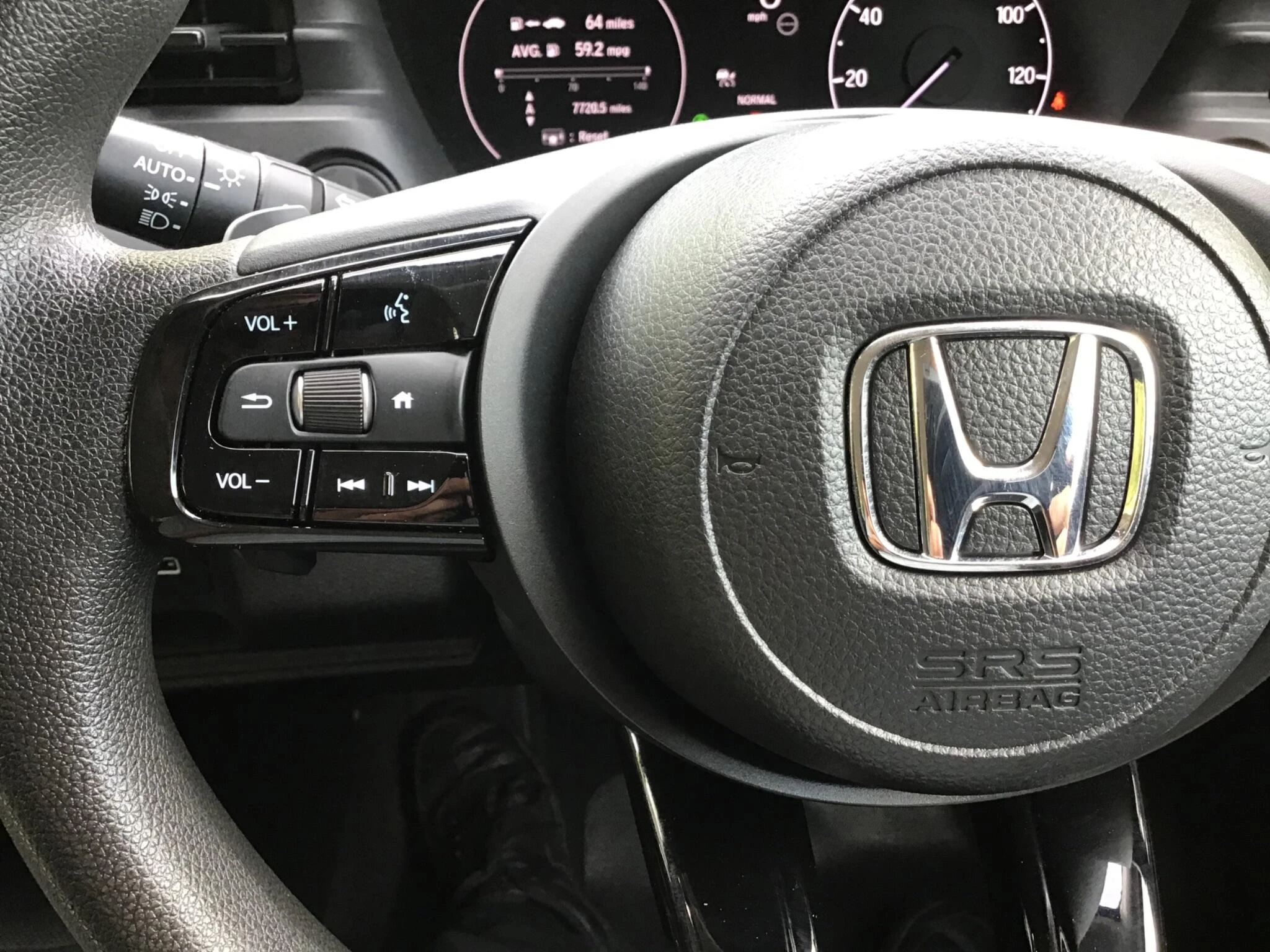 Vehicle image 39