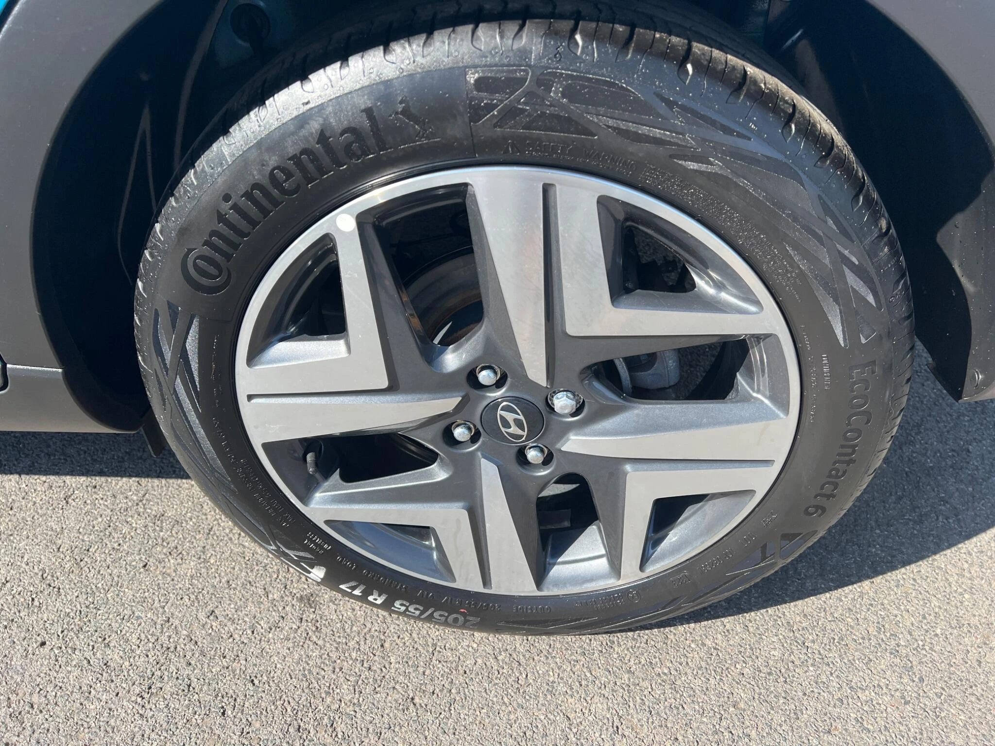 Vehicle image 38
