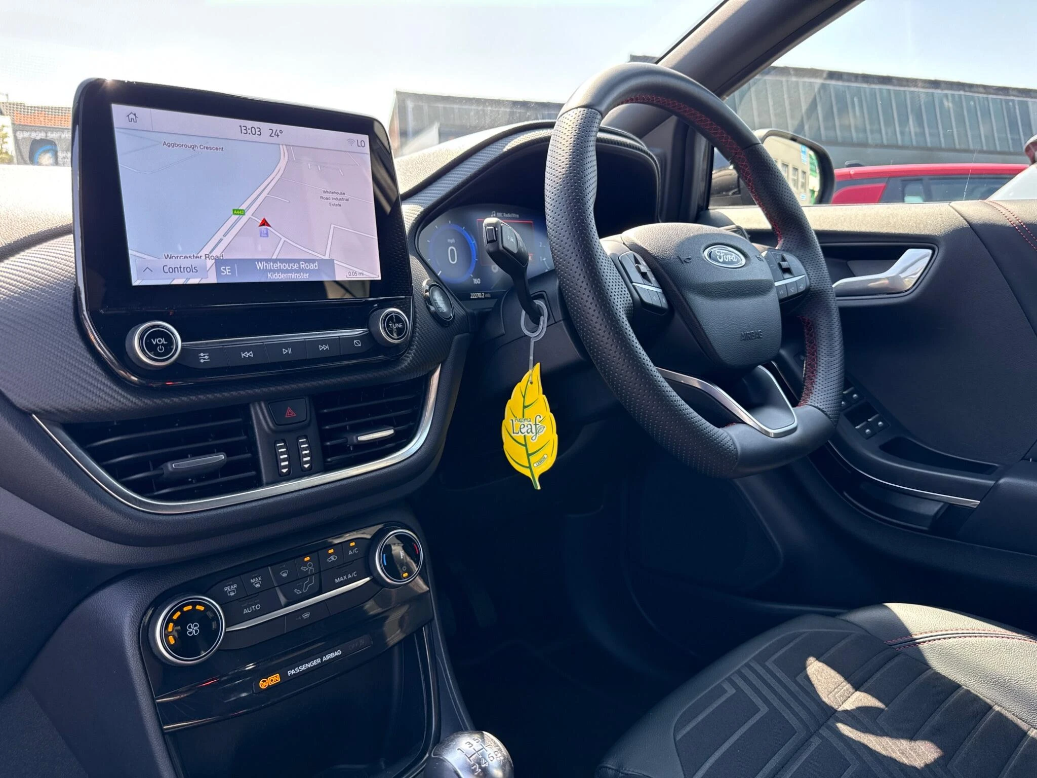Vehicle image 20