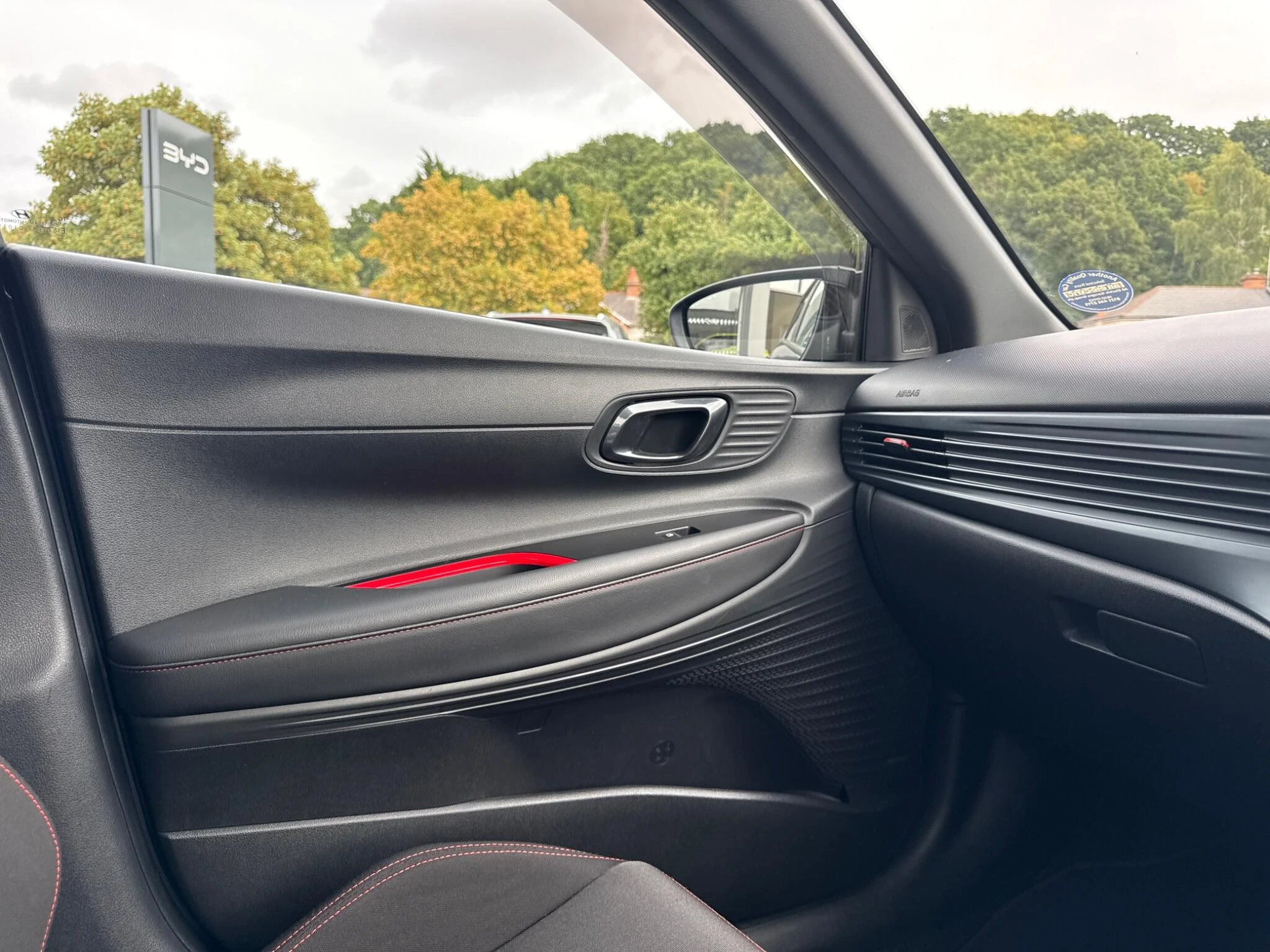 Vehicle image 23