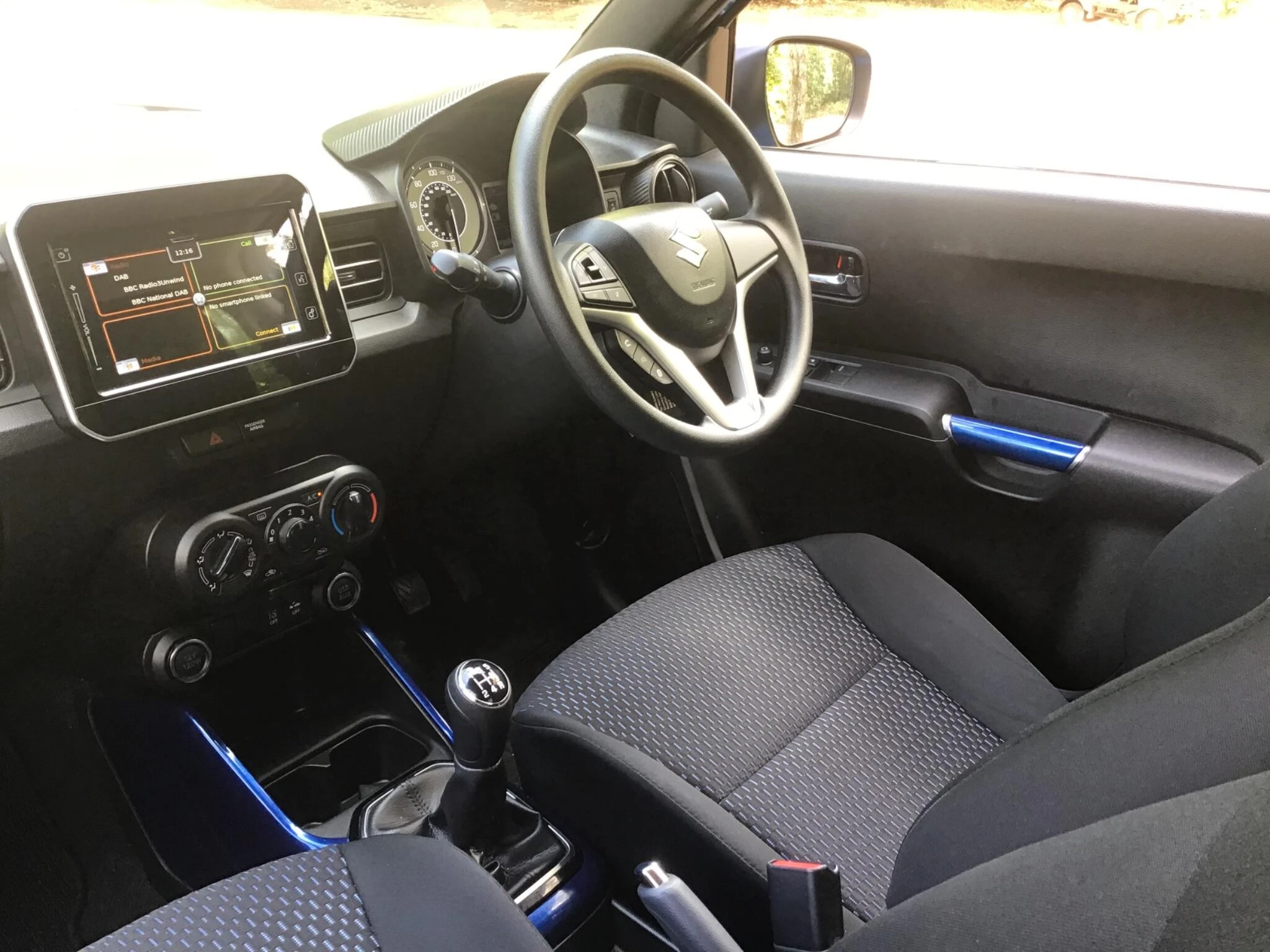 Vehicle image 18