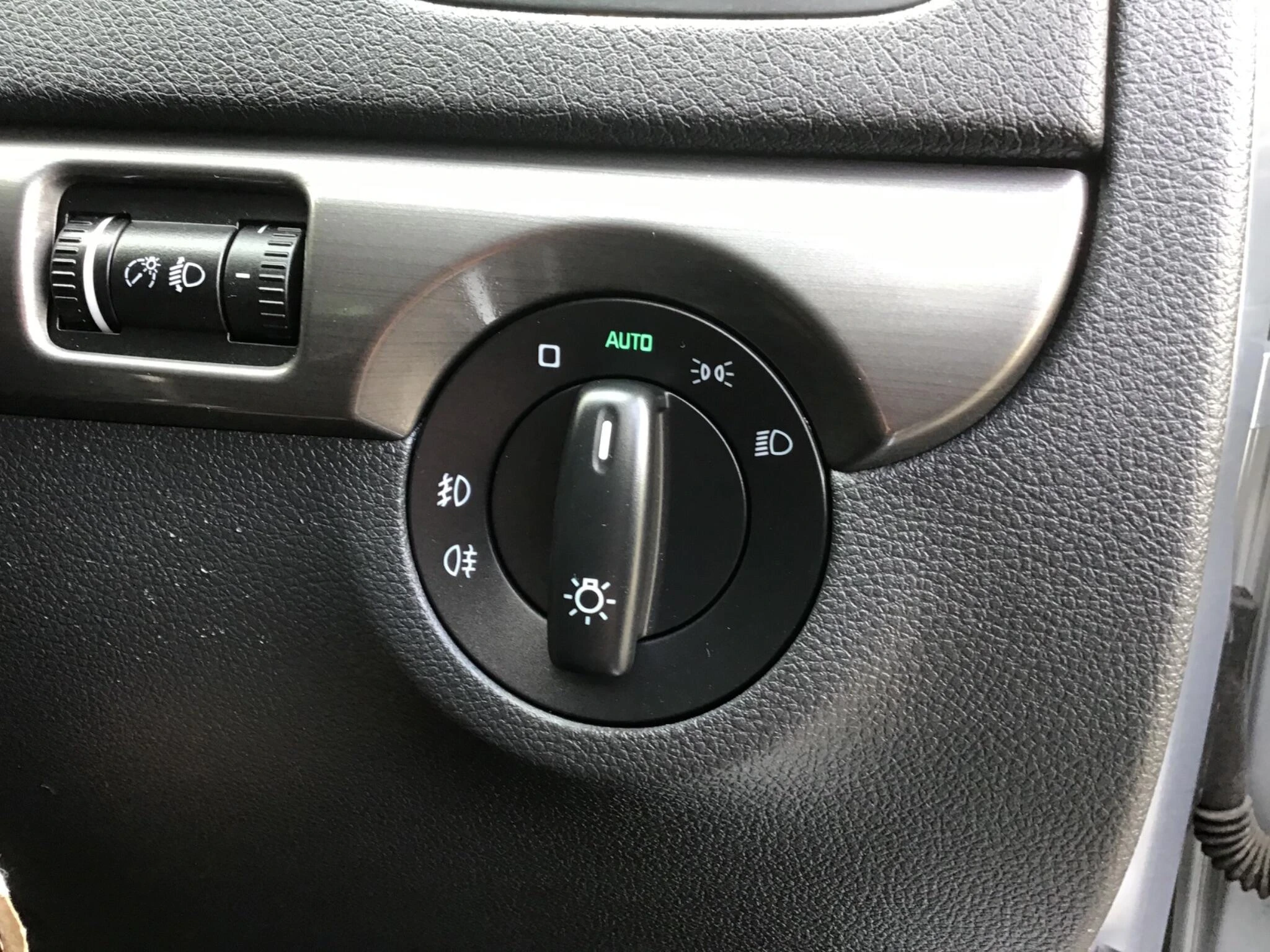 Vehicle image 41