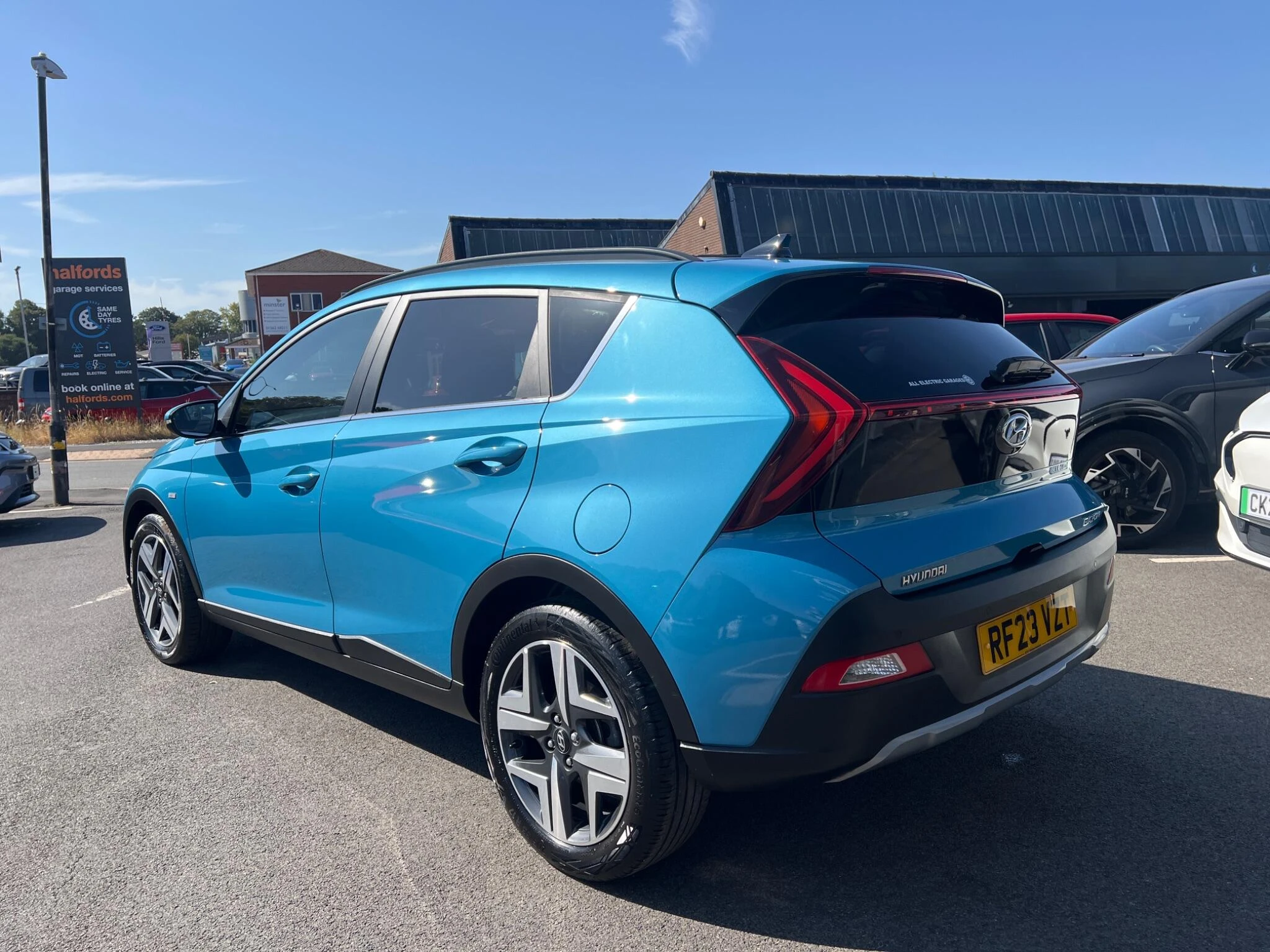 Vehicle image 8