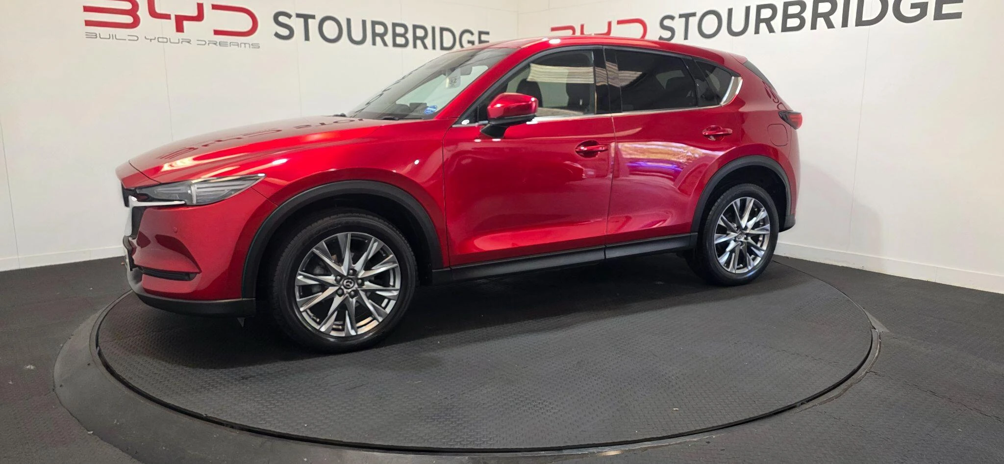 Vehicle image 3