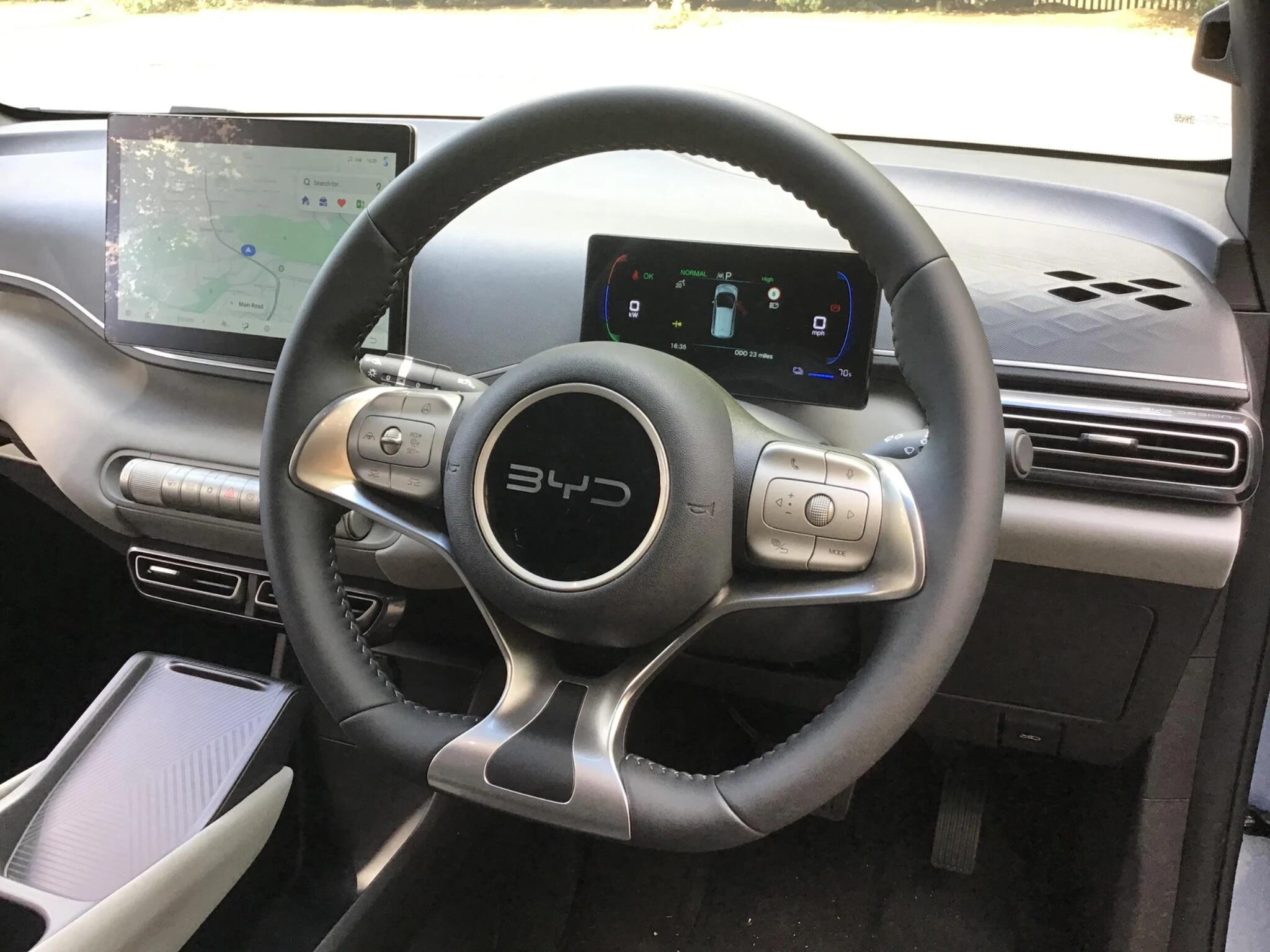 Vehicle image 30
