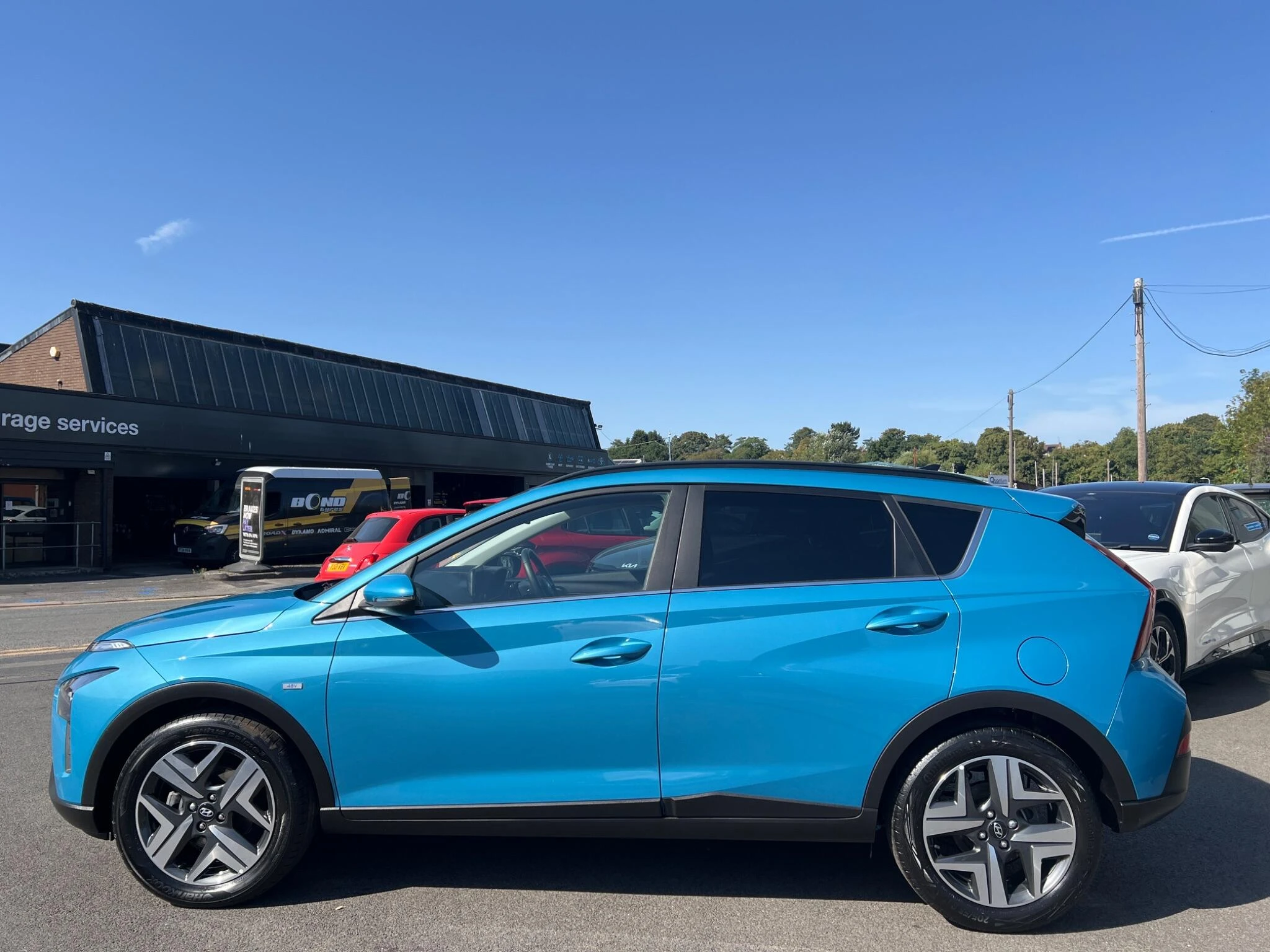 Vehicle image 9