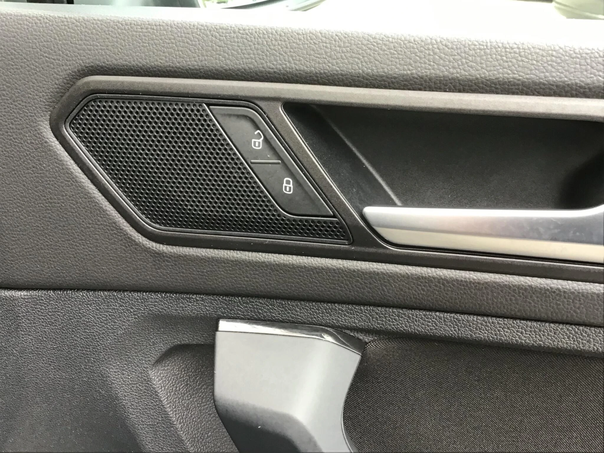Vehicle image 39