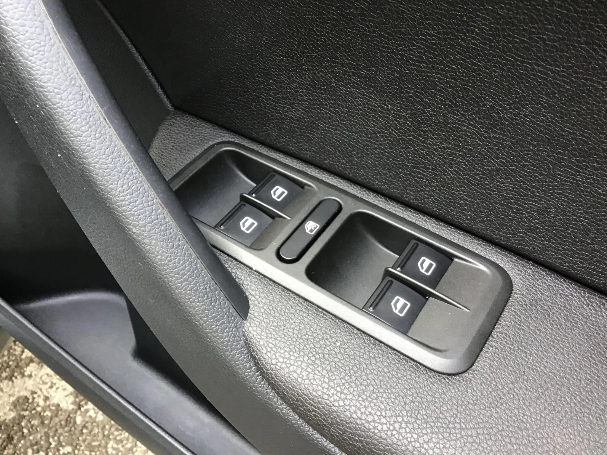 Vehicle image 42