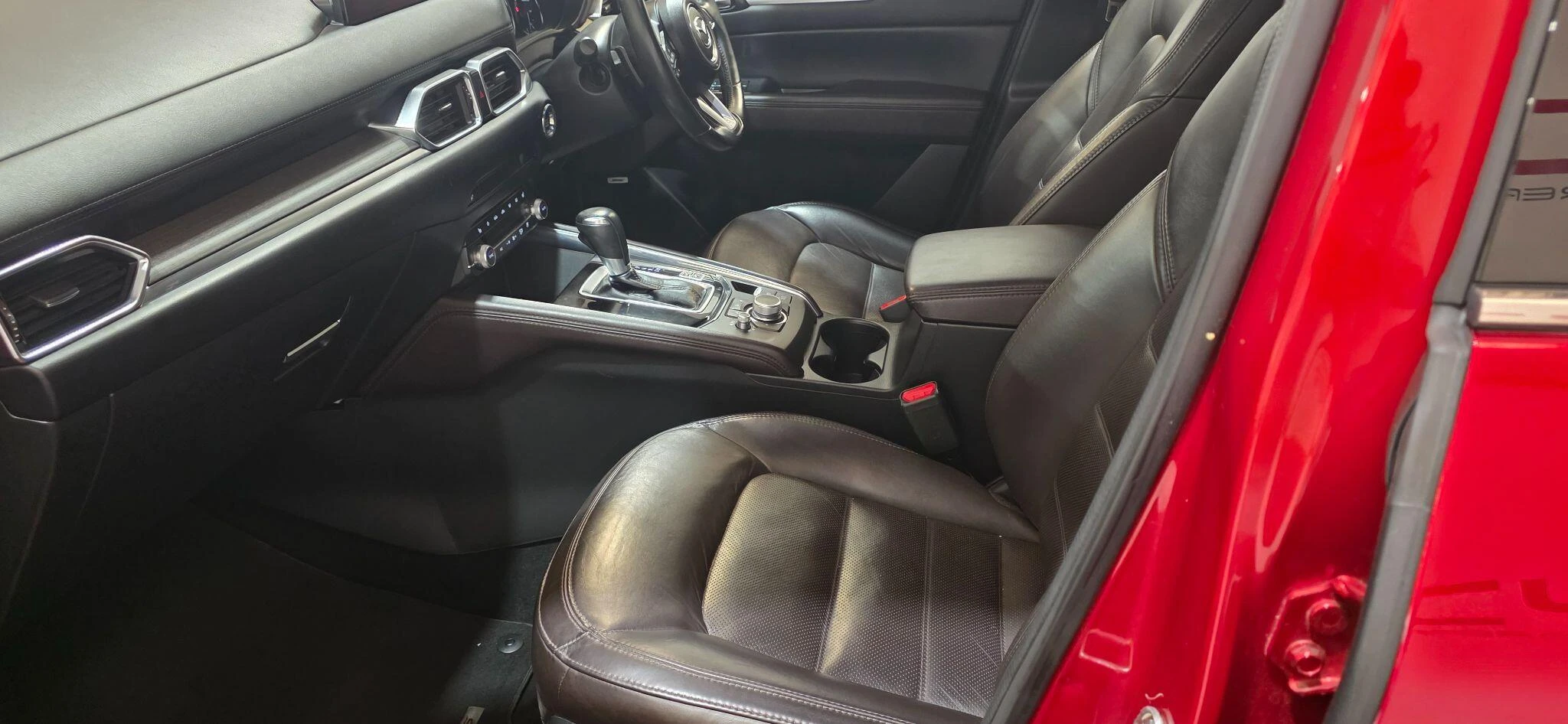 Vehicle image 35