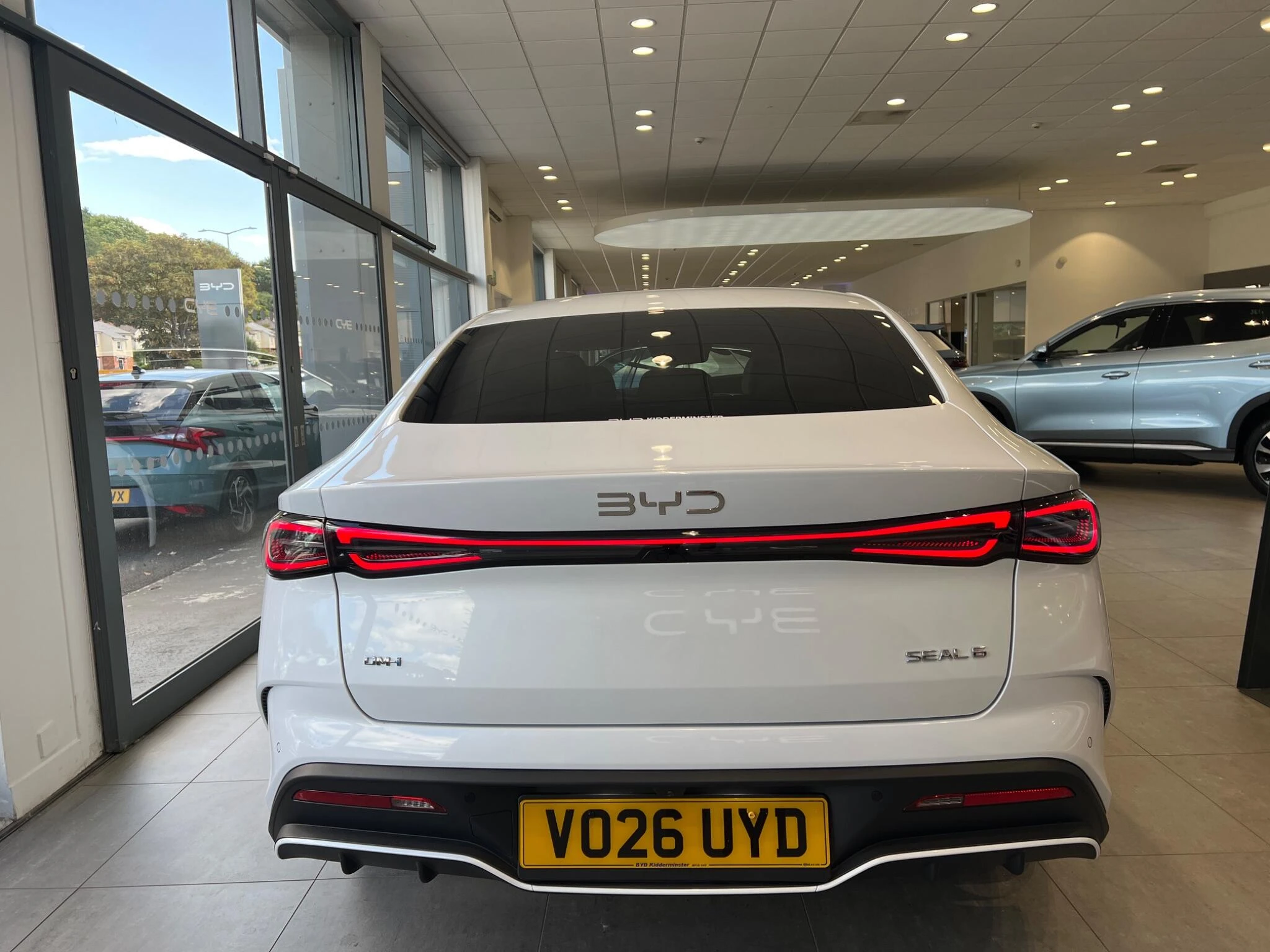 Vehicle image 9