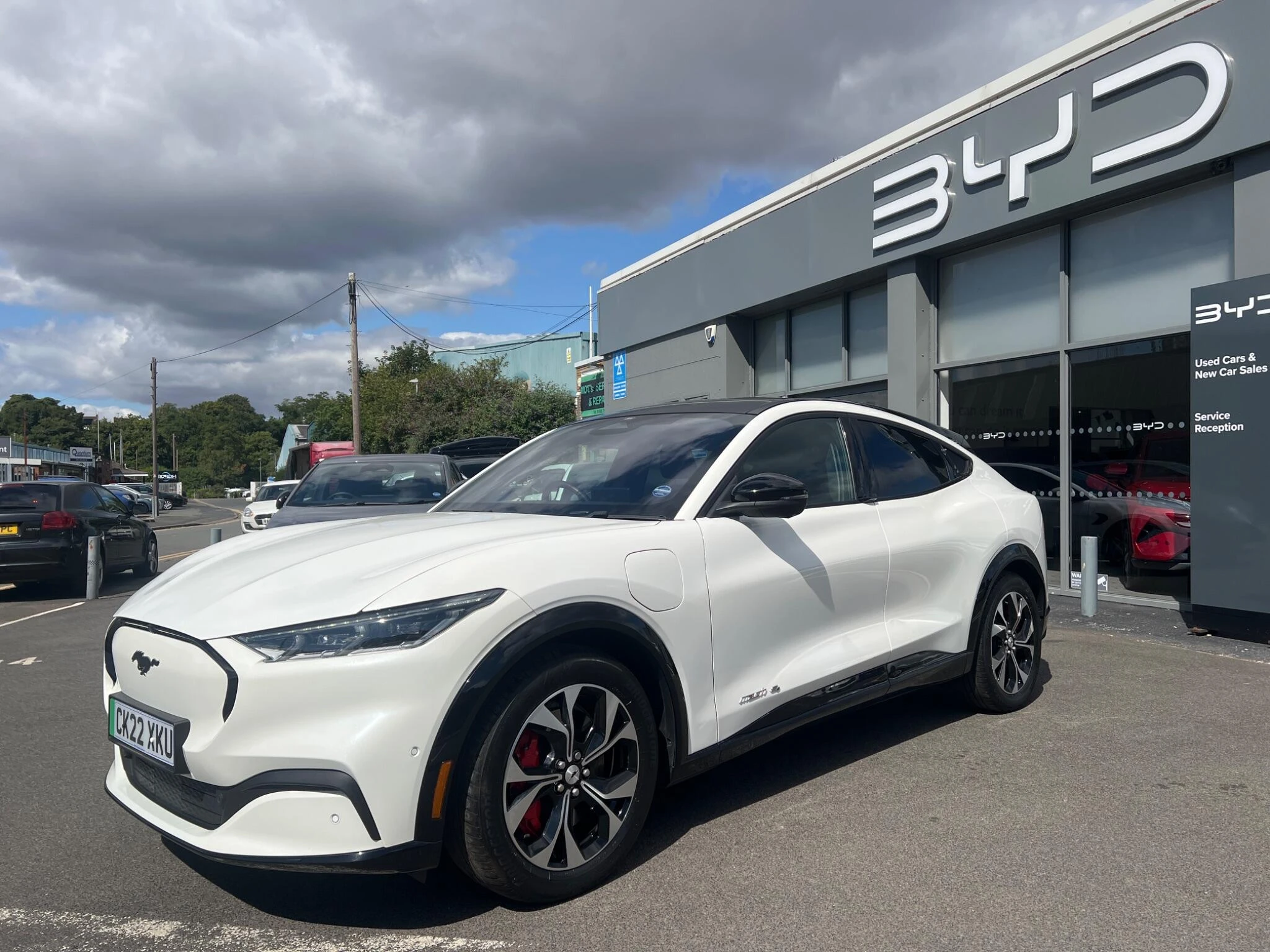 Vehicle image 9