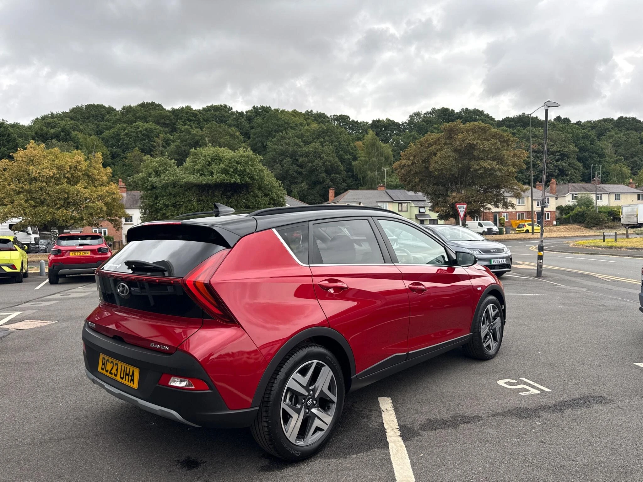 Vehicle image 17
