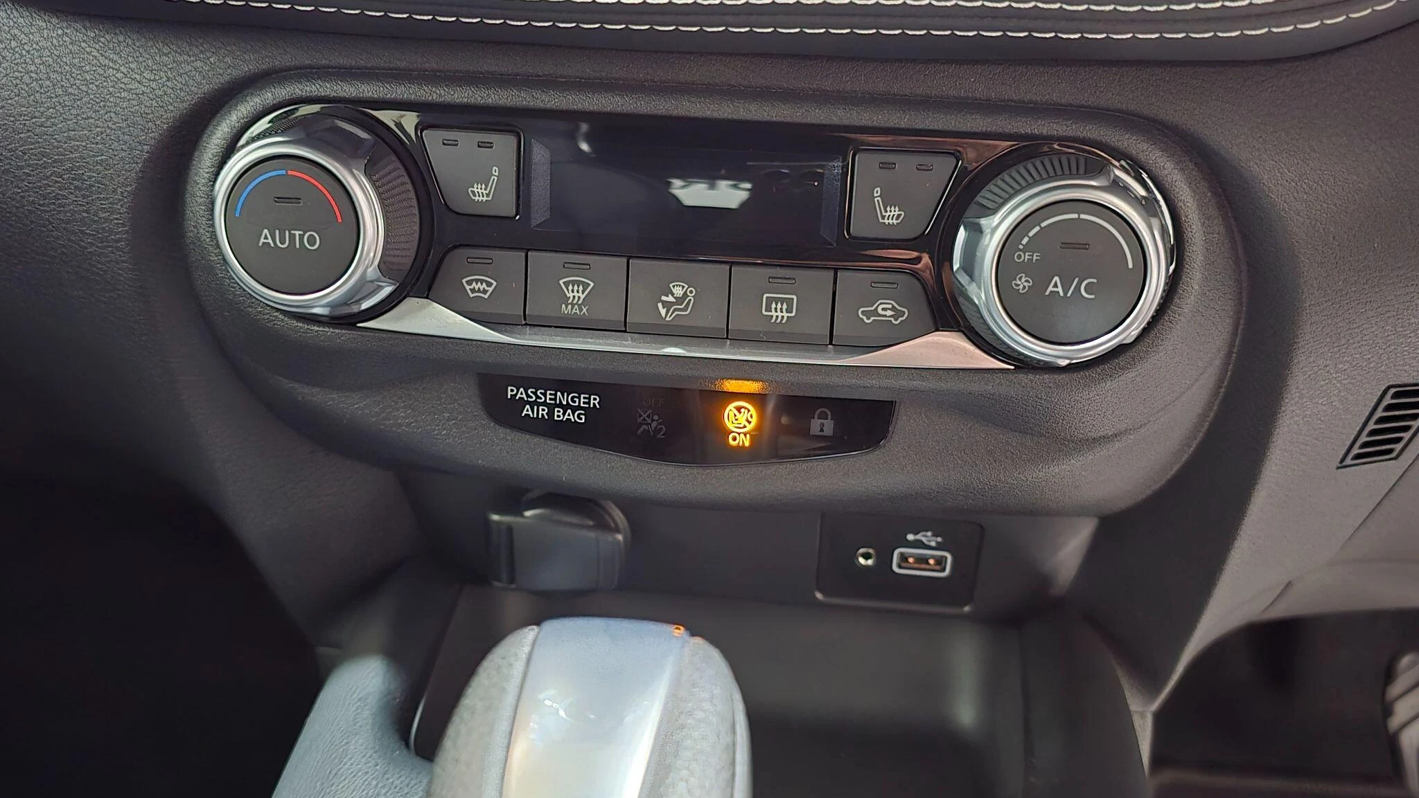 Vehicle image 45