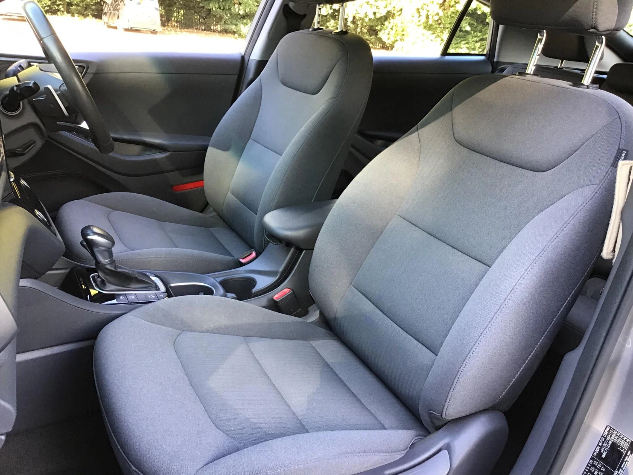Vehicle image 28