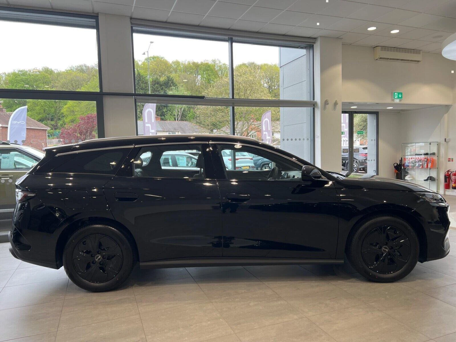 Vehicle image 31