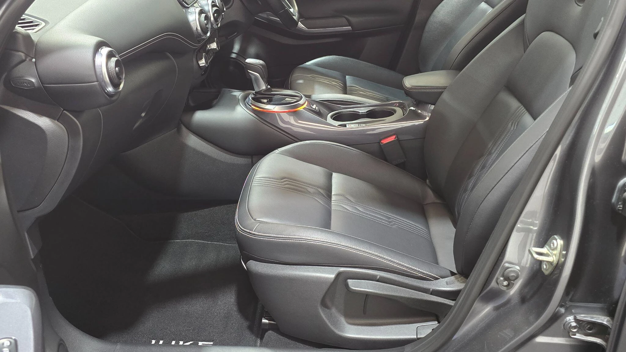 Vehicle image 41