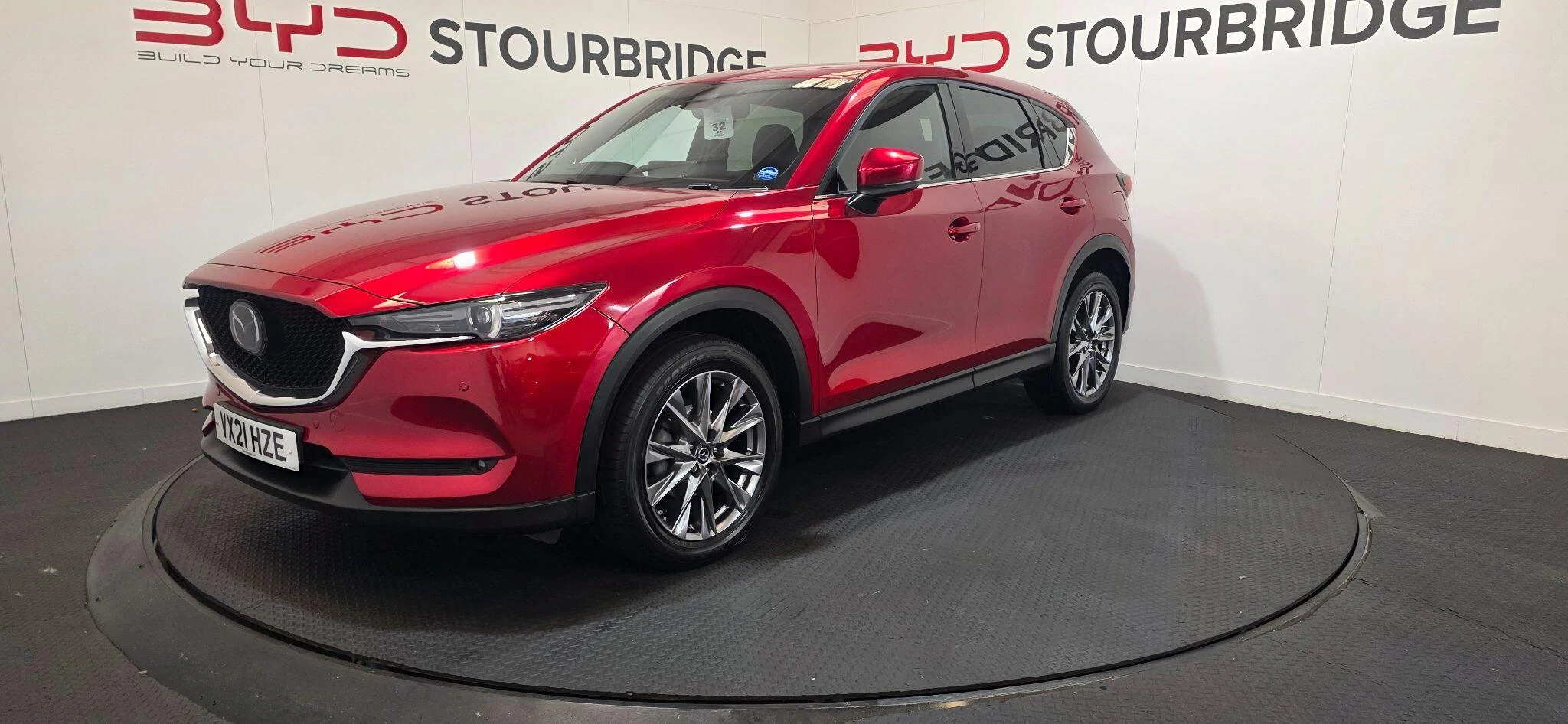 Vehicle image 9
