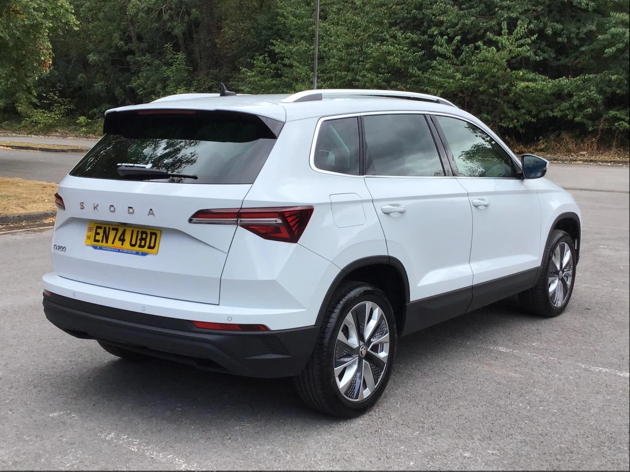 Vehicle image 3