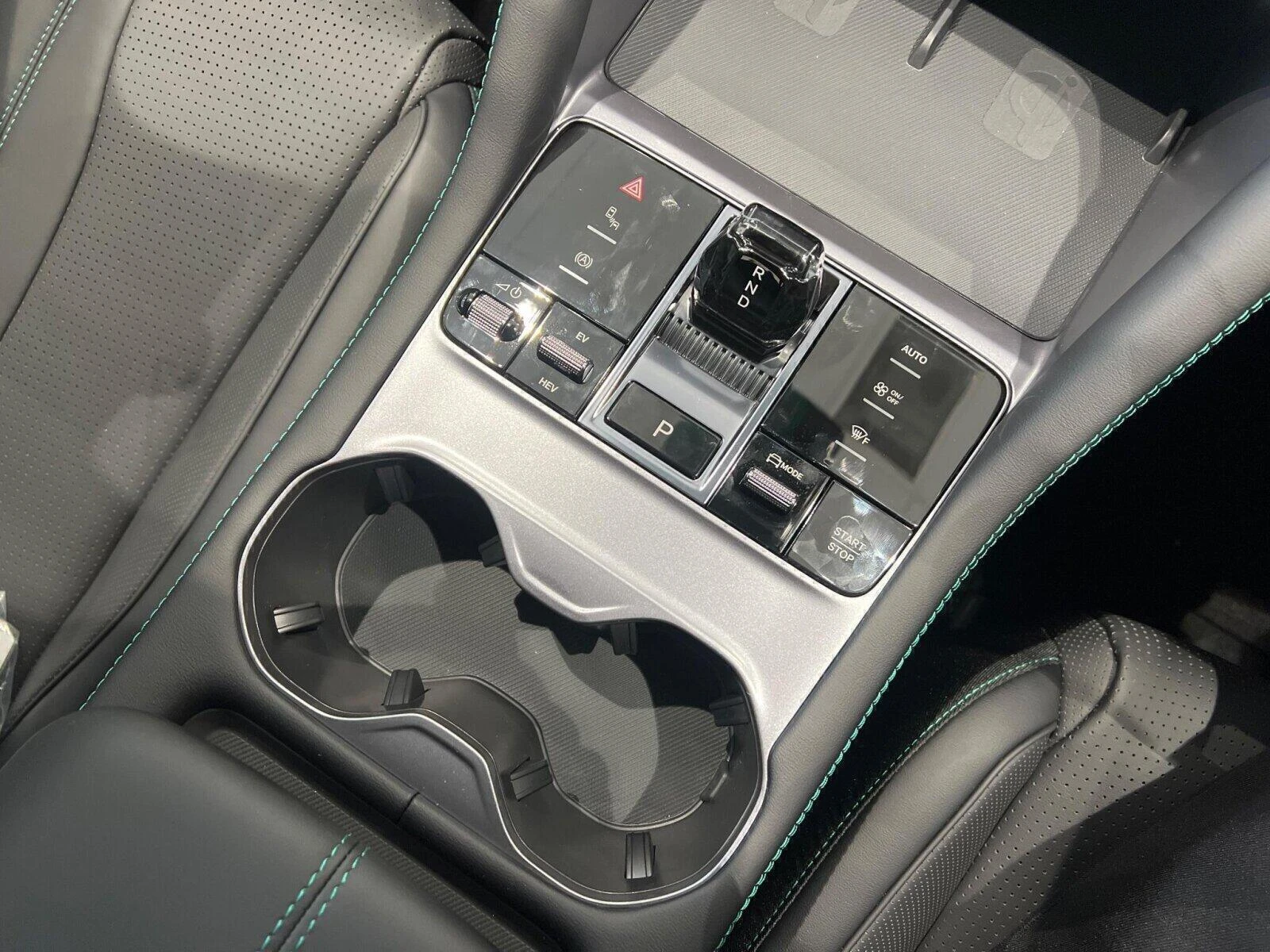 Vehicle image 90
