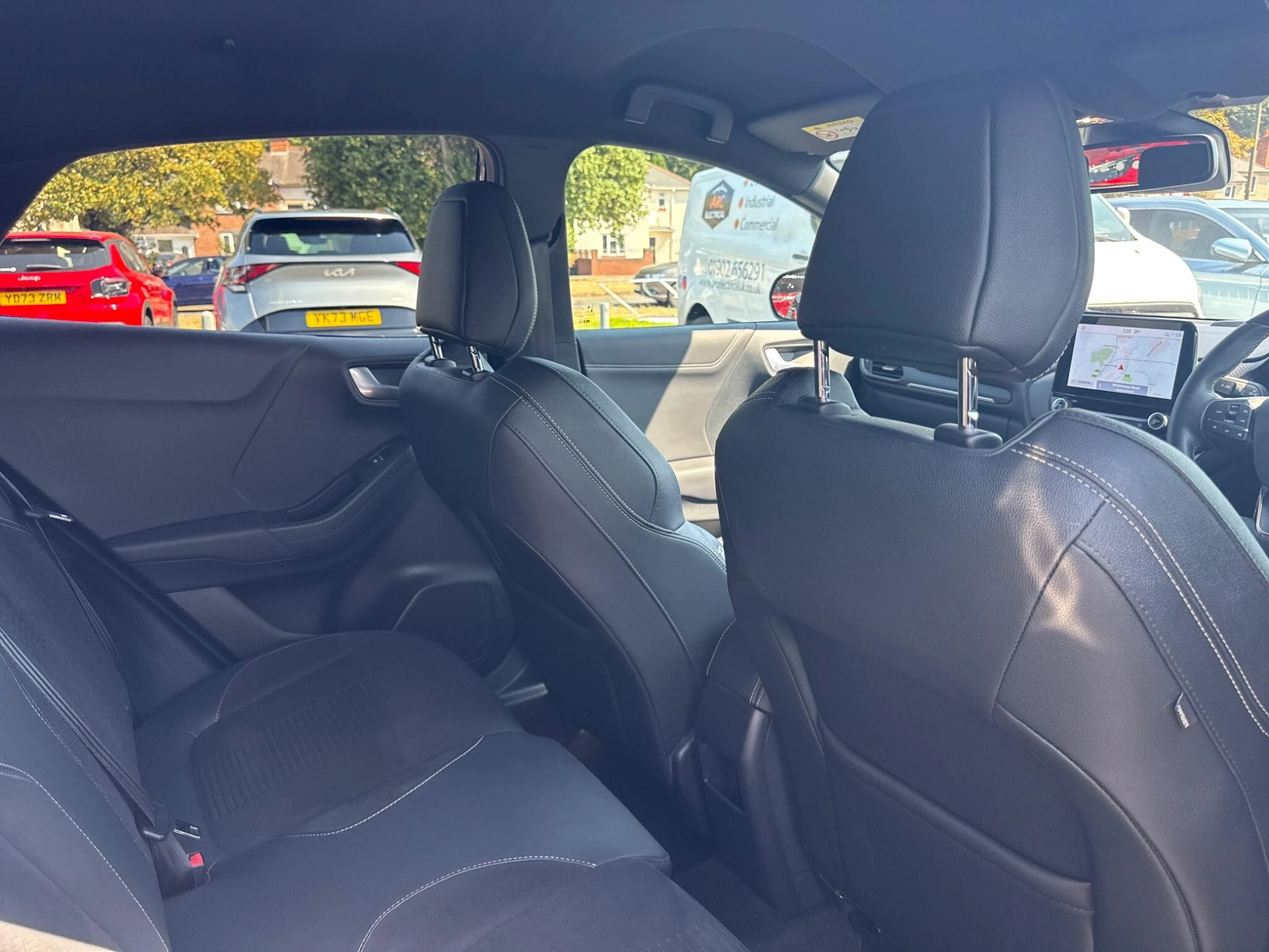 Vehicle image 21