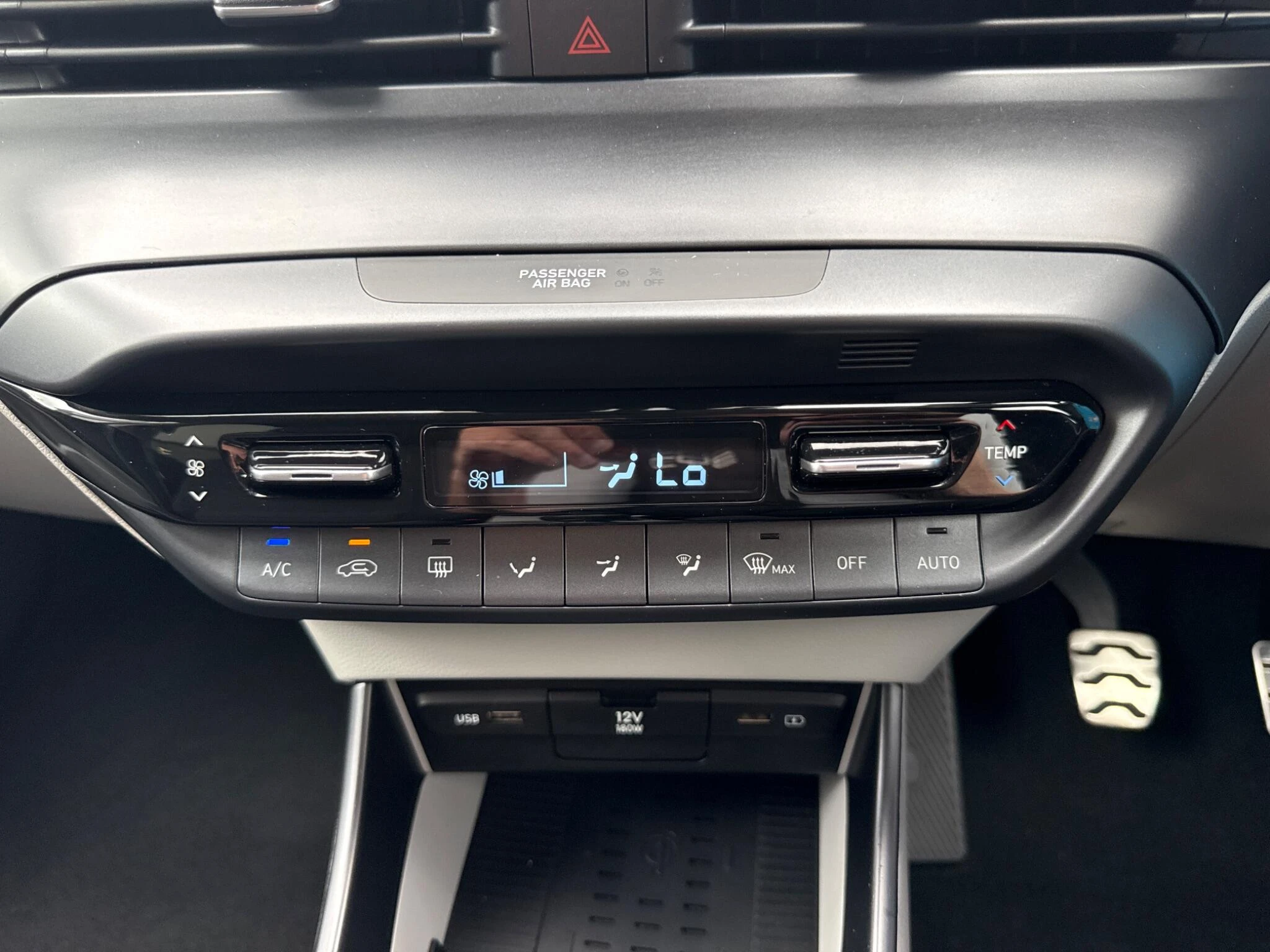 Vehicle image 40