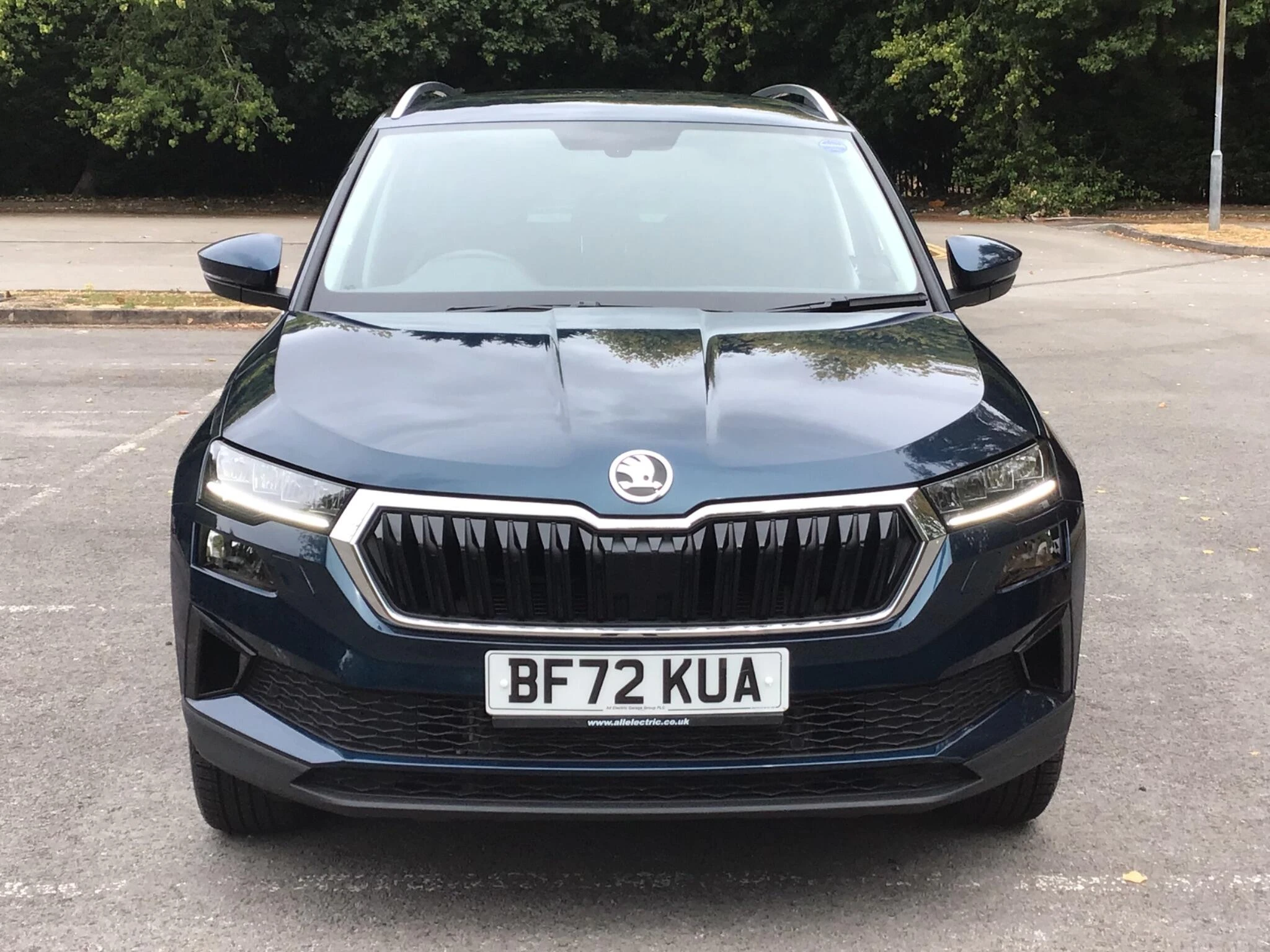 Vehicle image 8