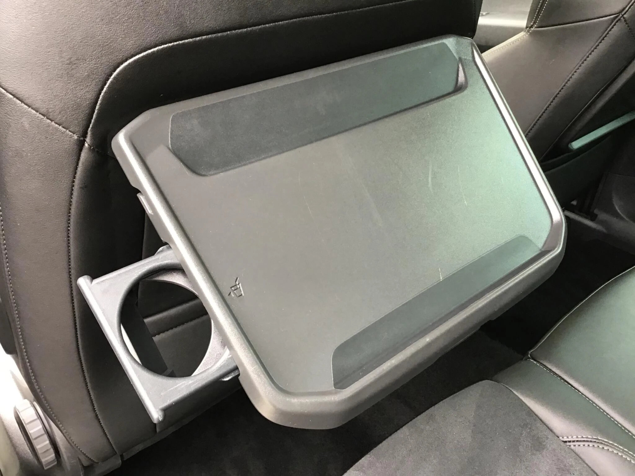 Vehicle image 28