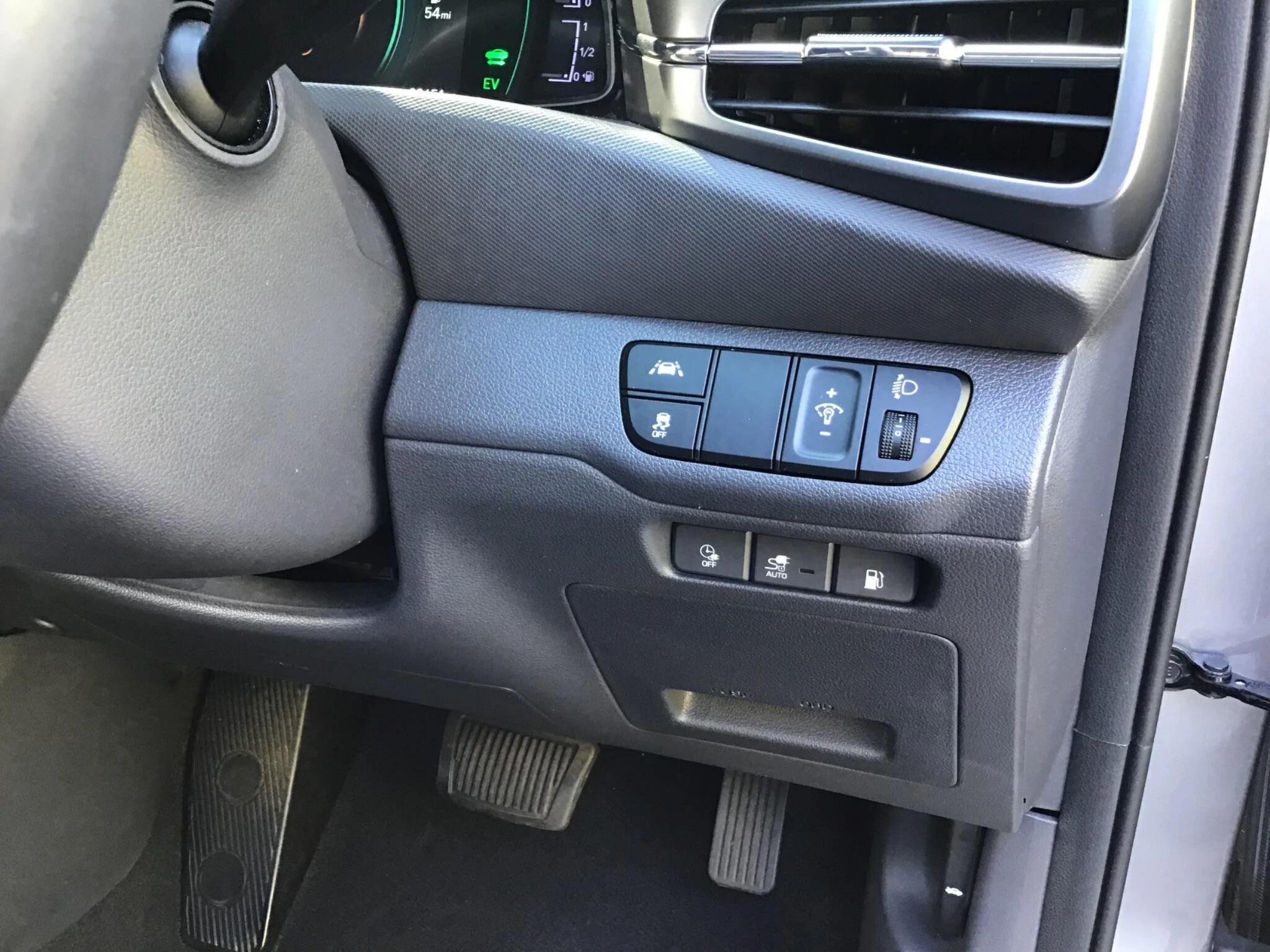 Vehicle image 47