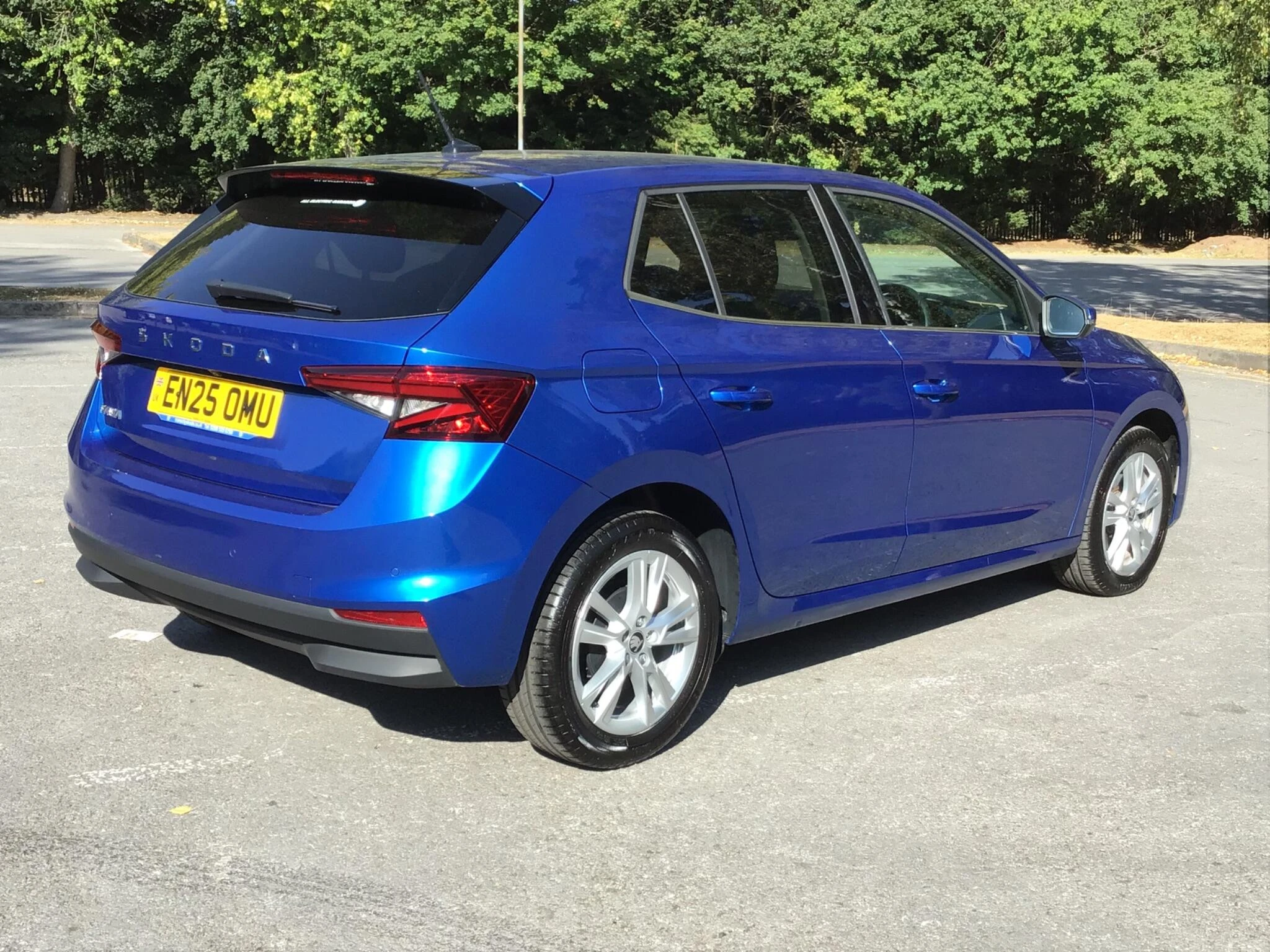 Vehicle image 3