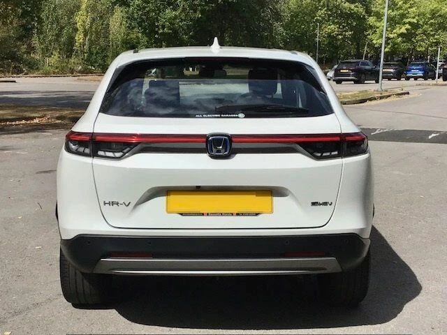 Vehicle thumbnail 4