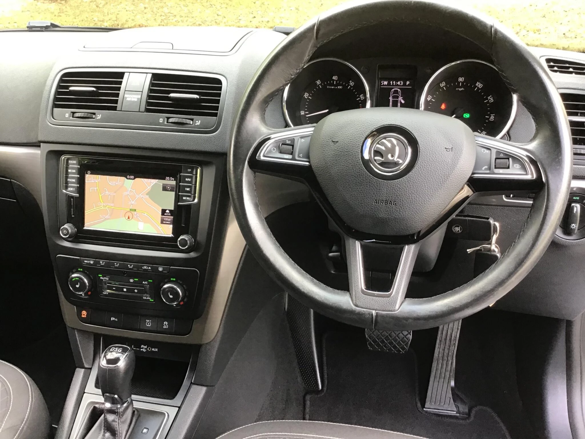 Vehicle image 37